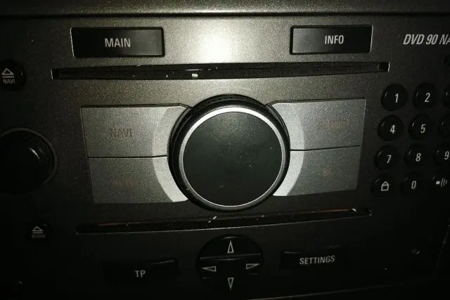 Opel Vectra 1.9 CDTI GTS 23