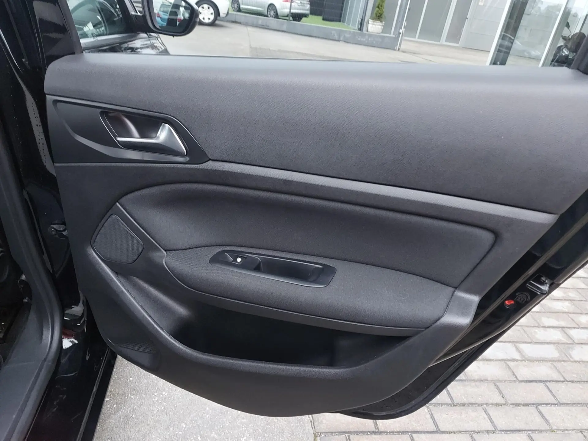 Peugeot 308 1.5 BlueHDi Style 16