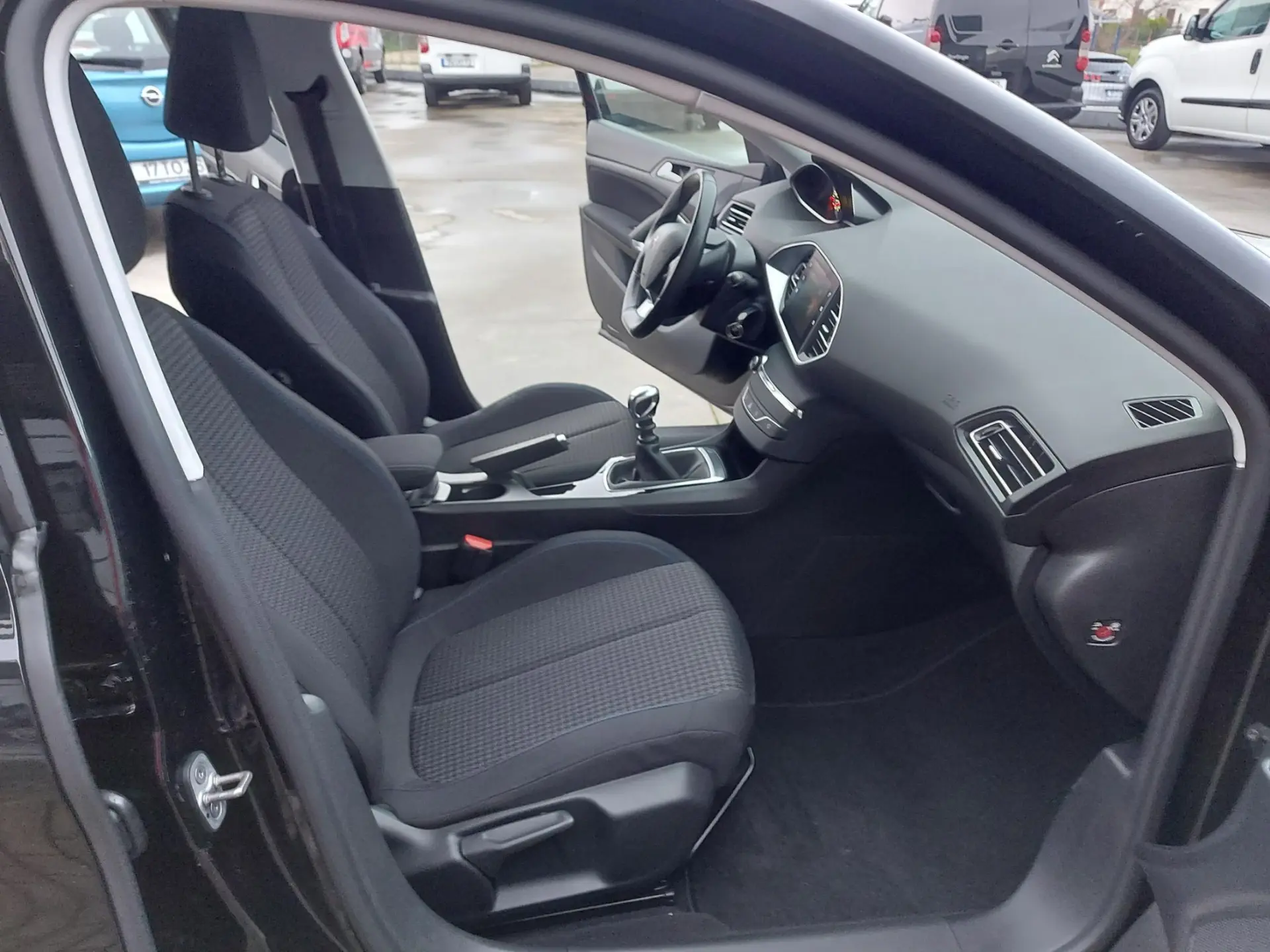 Peugeot 308 1.5 BlueHDi Style 17