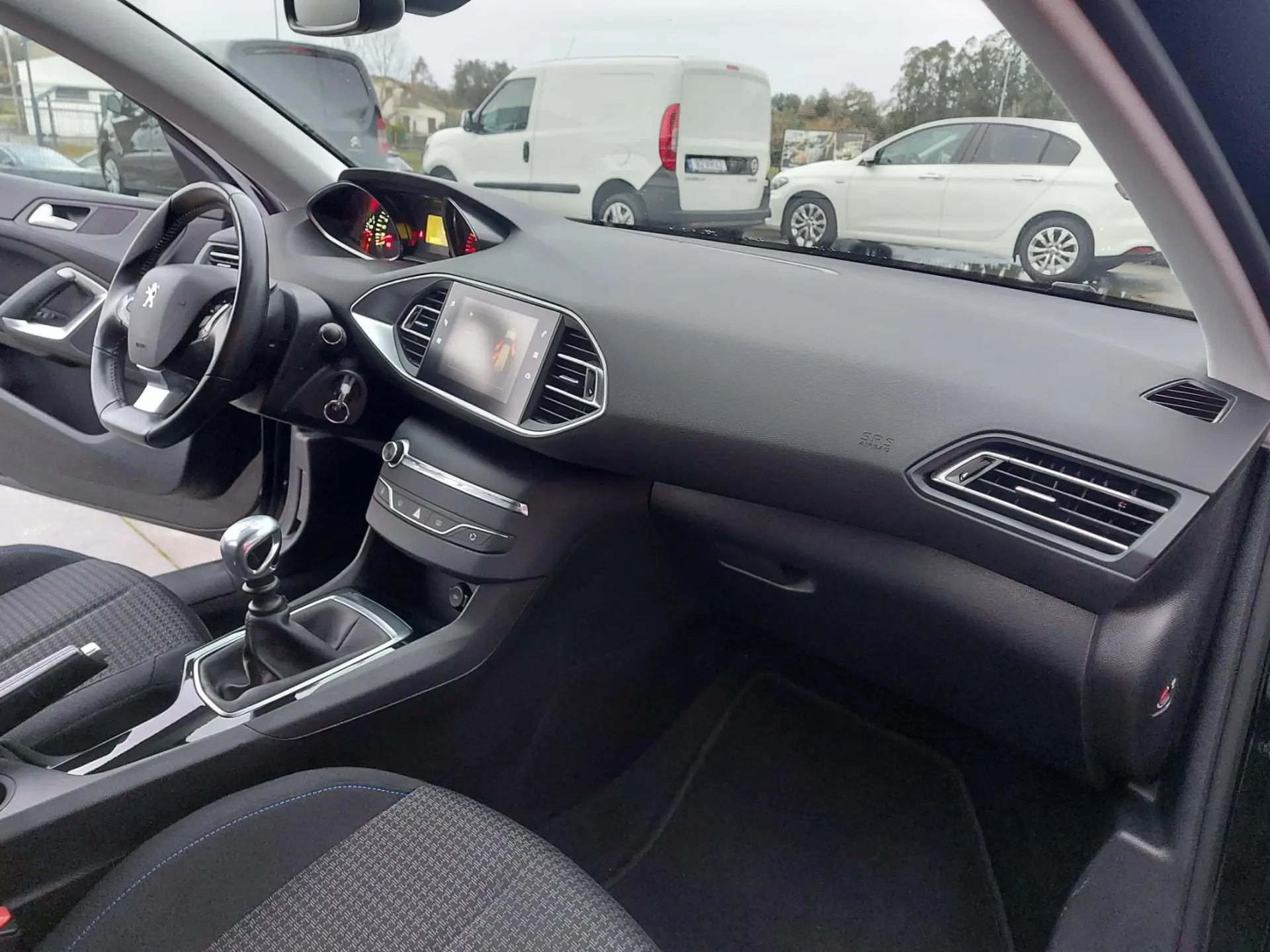 Peugeot 308 1.5 BlueHDi Style 18