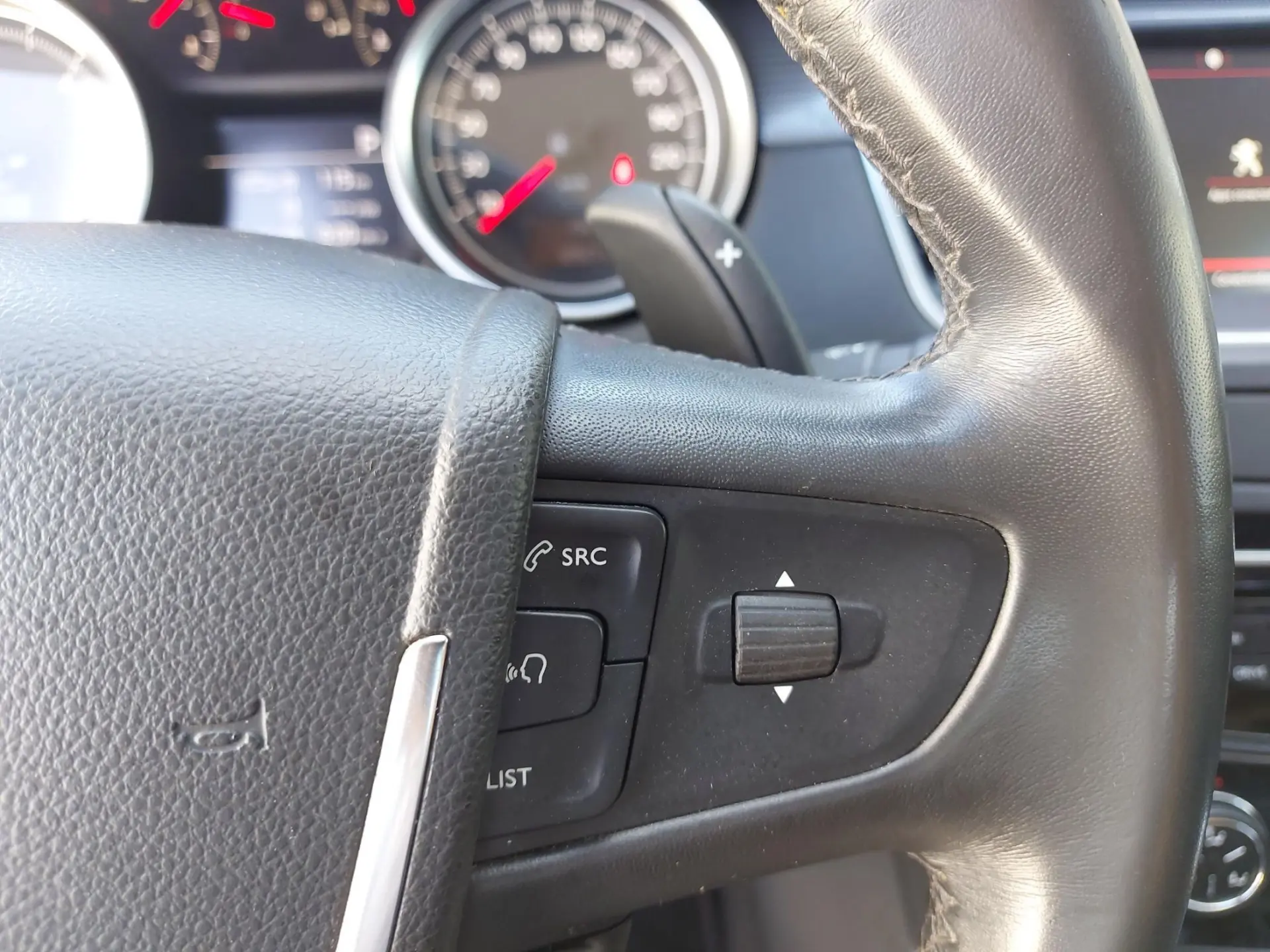 Peugeot 508 BlueHDi 120 EAT6 Stop&Start Active 33