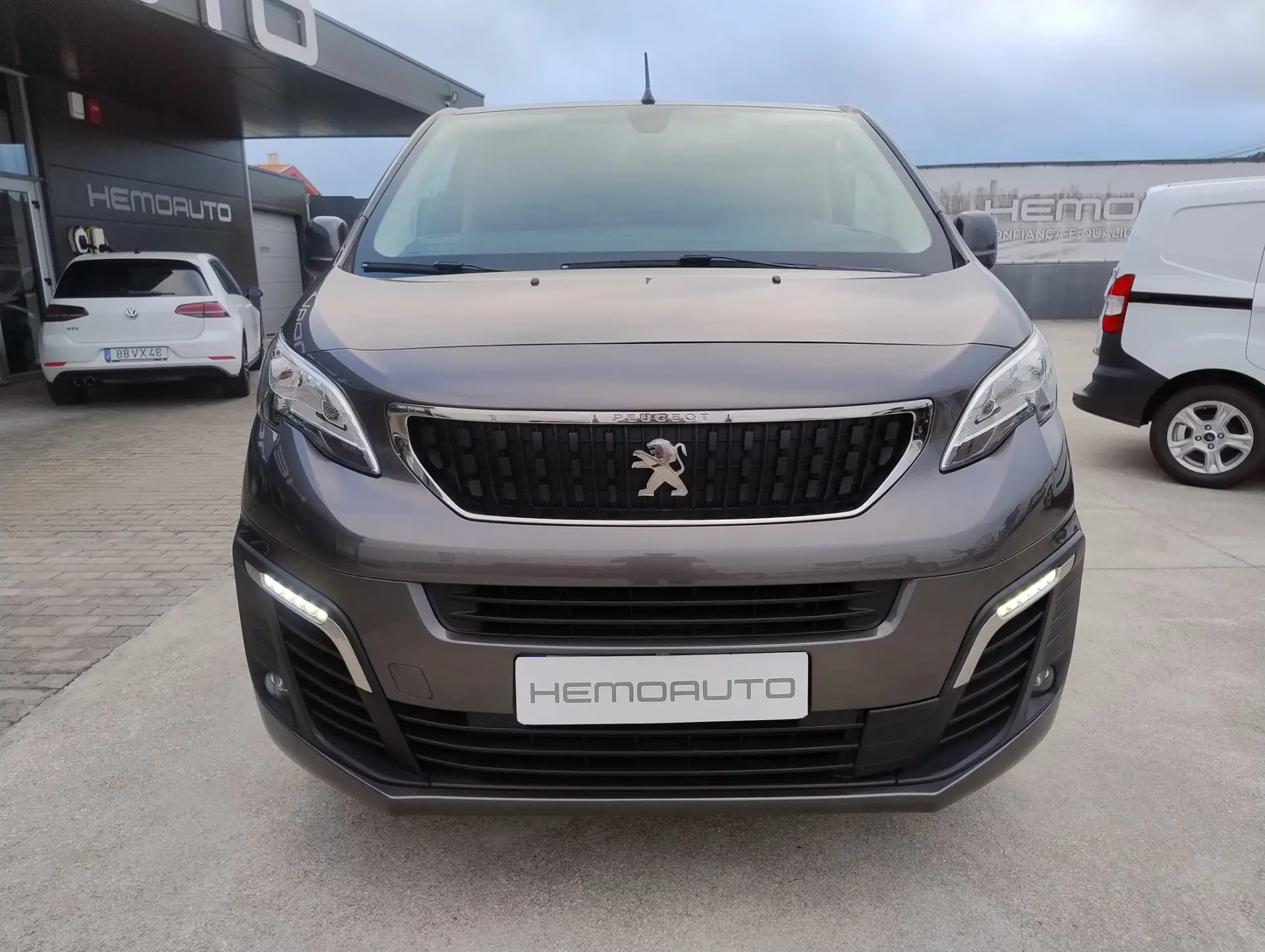 Peugeot Traveller 1.5 BlueHDi L2H1 Active Standard 4