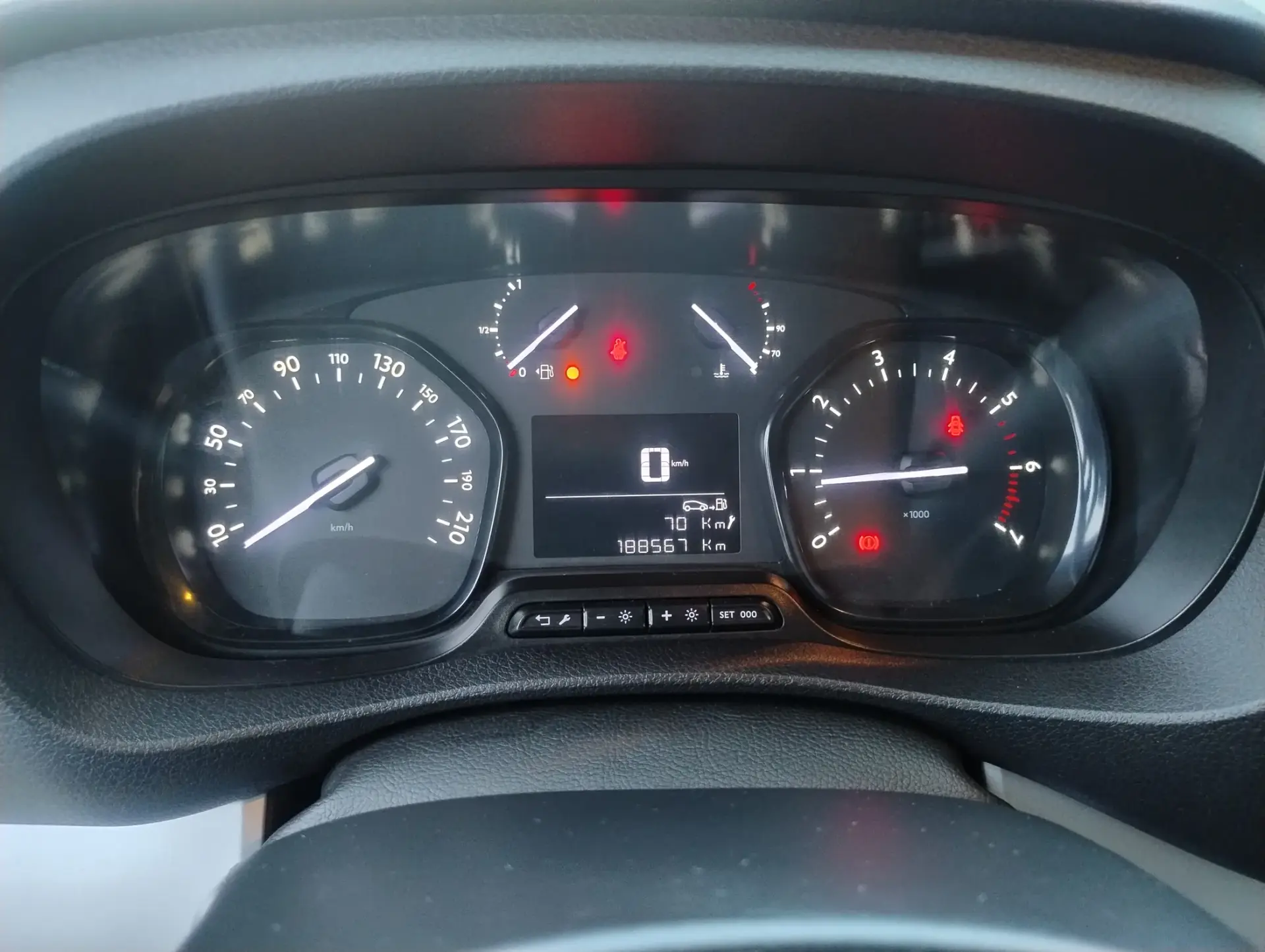 Peugeot Traveller 1.5 BlueHDi L2H1 Active Standard 34