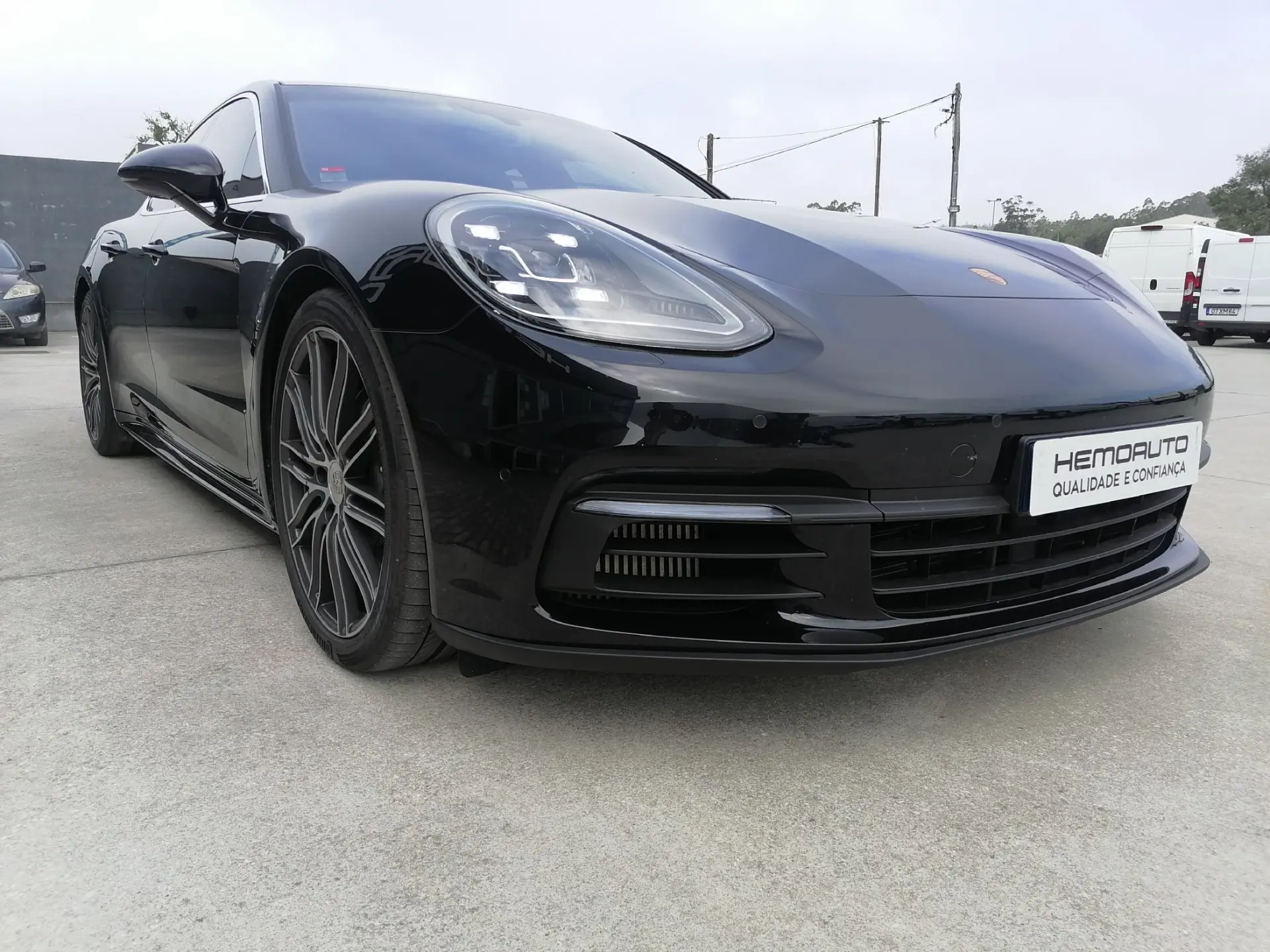 Porsche Panamera 4S 5