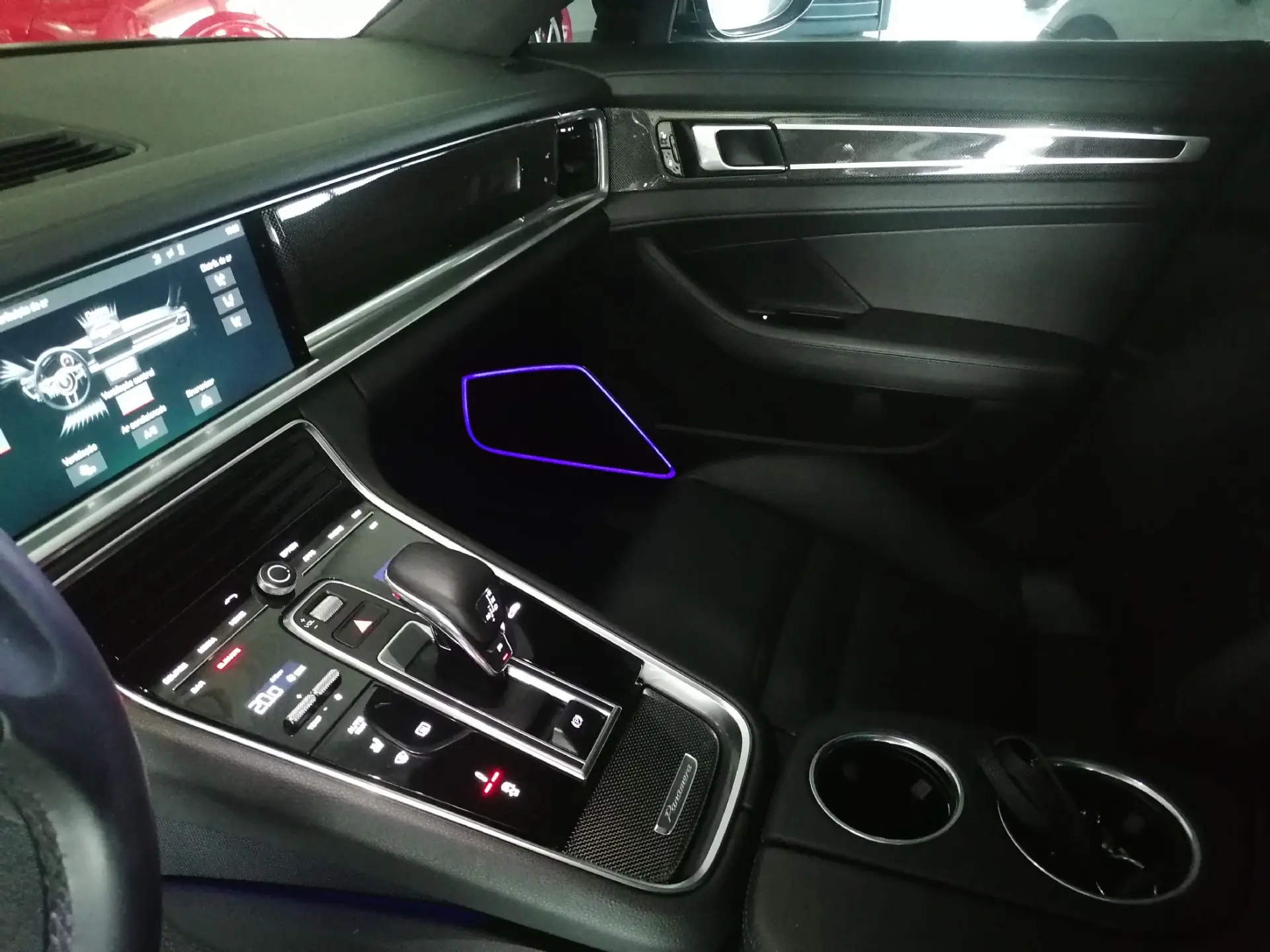 Porsche Panamera 4S 48