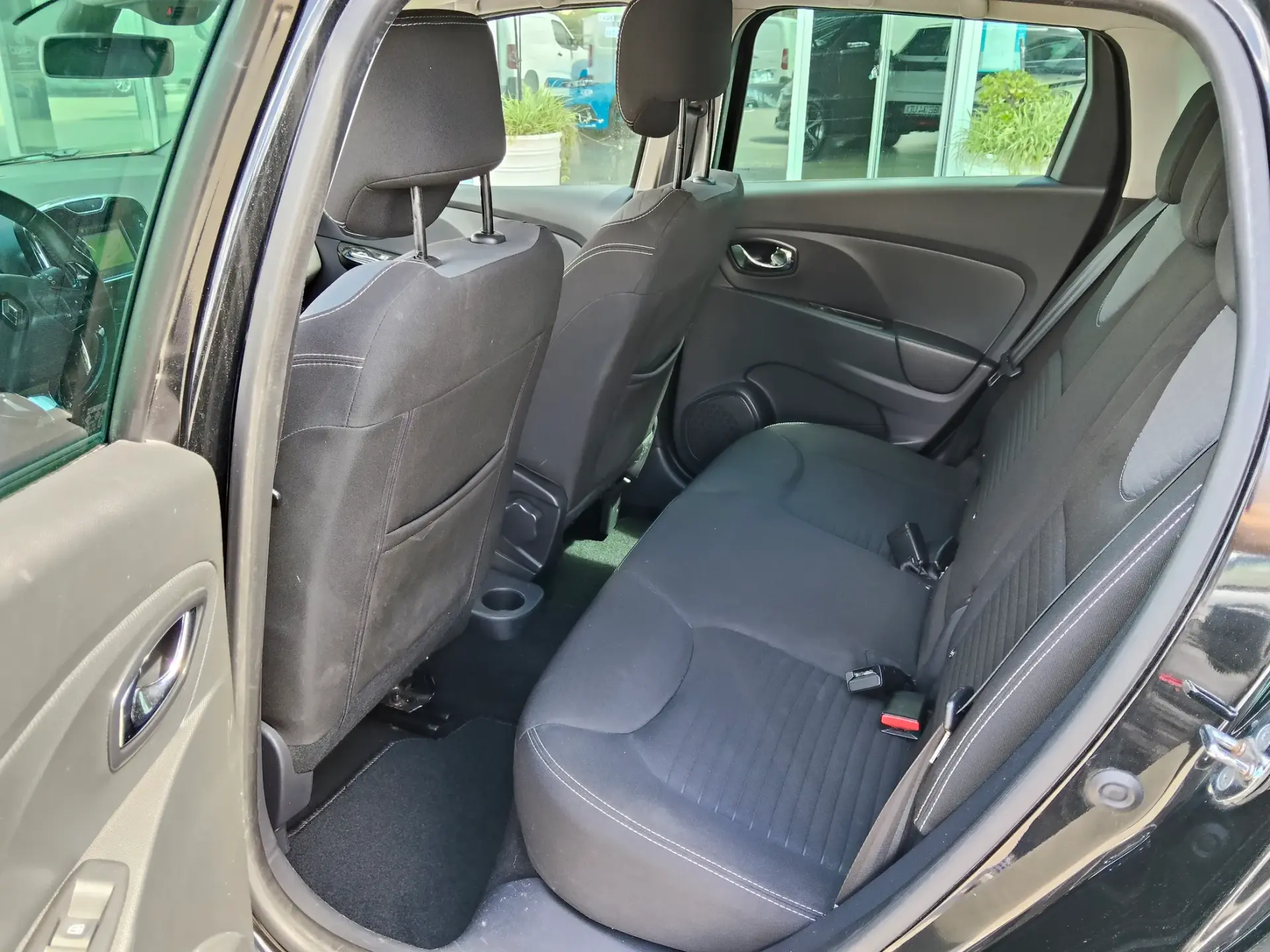 Renault Clio Sport Tourer 1.5 dCi Dynamique S 14