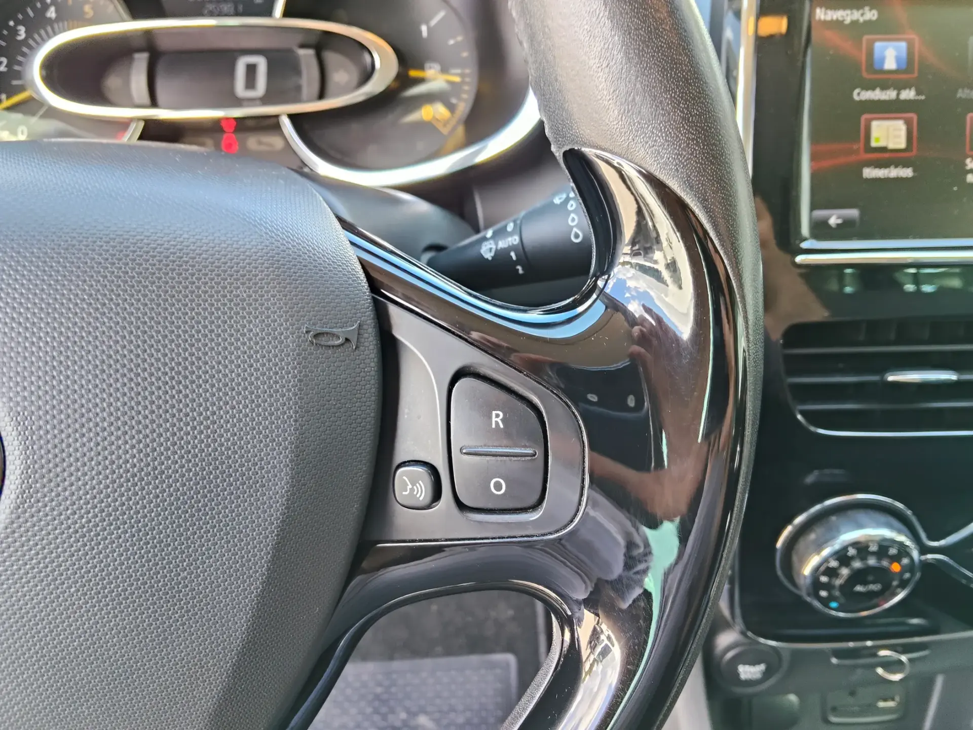 Renault Clio Sport Tourer 1.5 dCi Dynamique S 26