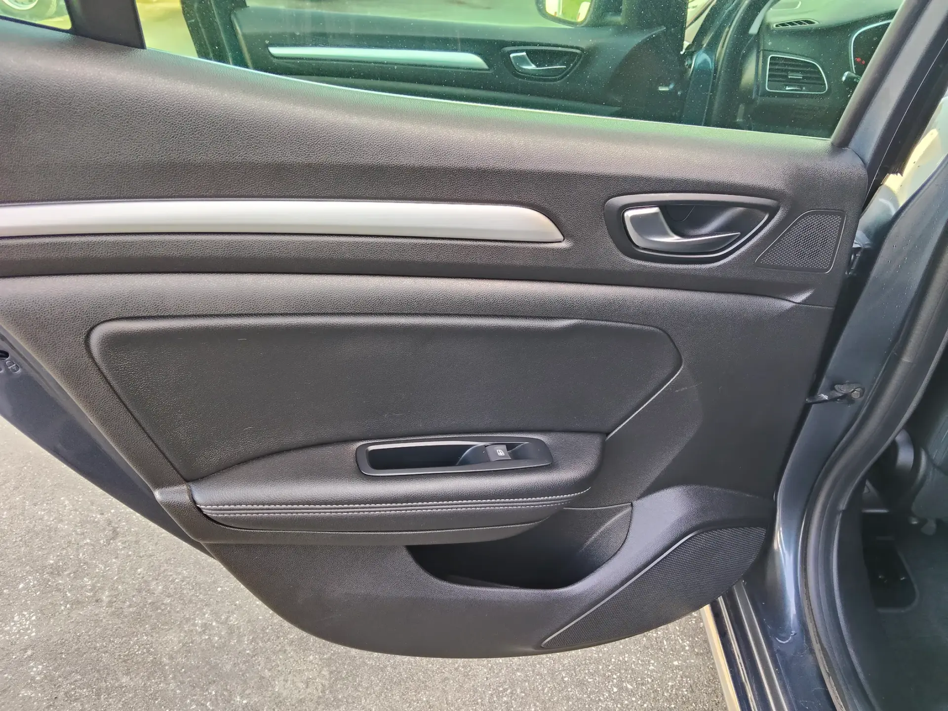 Renault Mégane 1.5 Blue dCi Intens 16