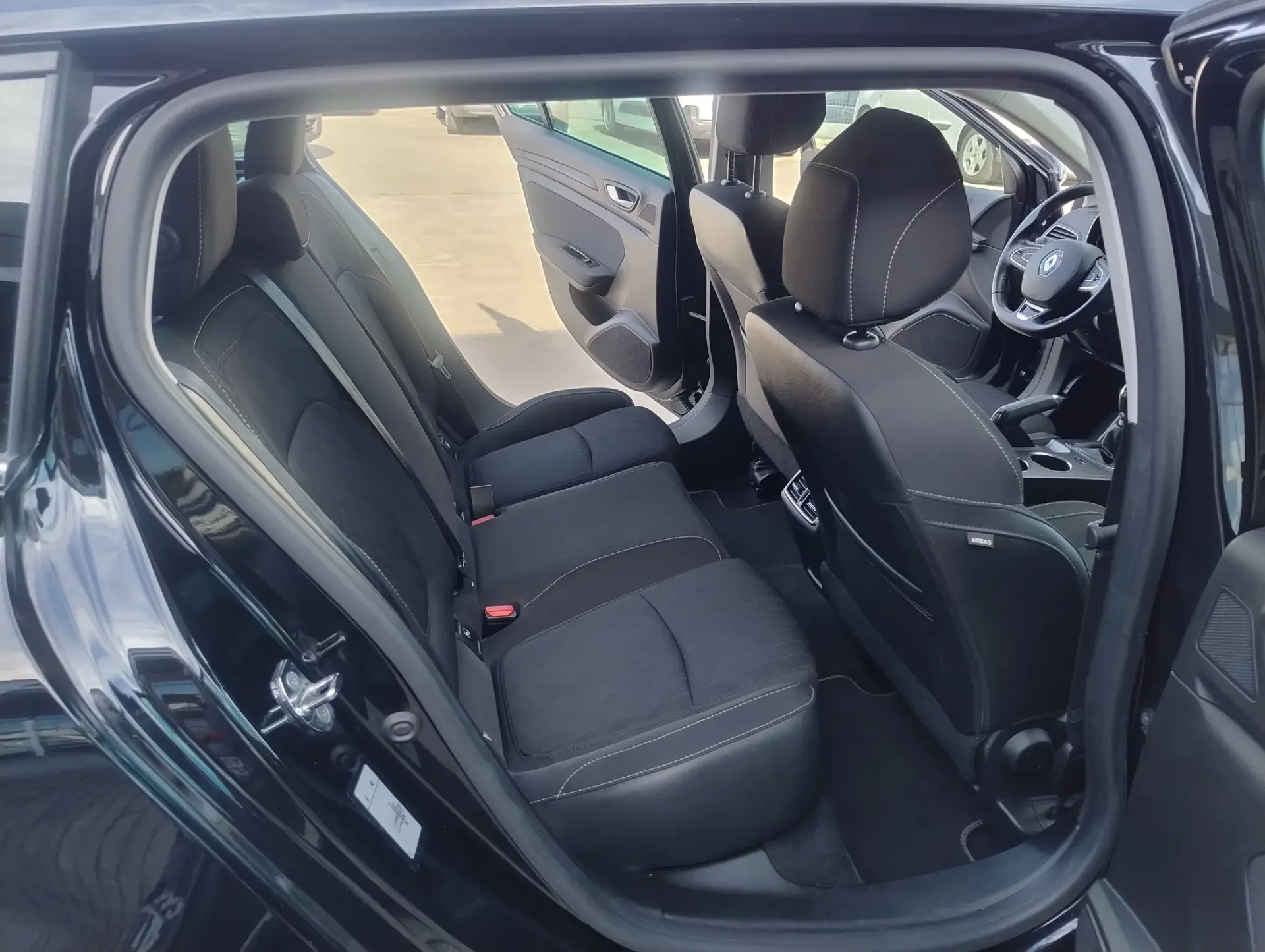 Renault Mégane Sport Tourer 1.5 Blue dCi Limited 18