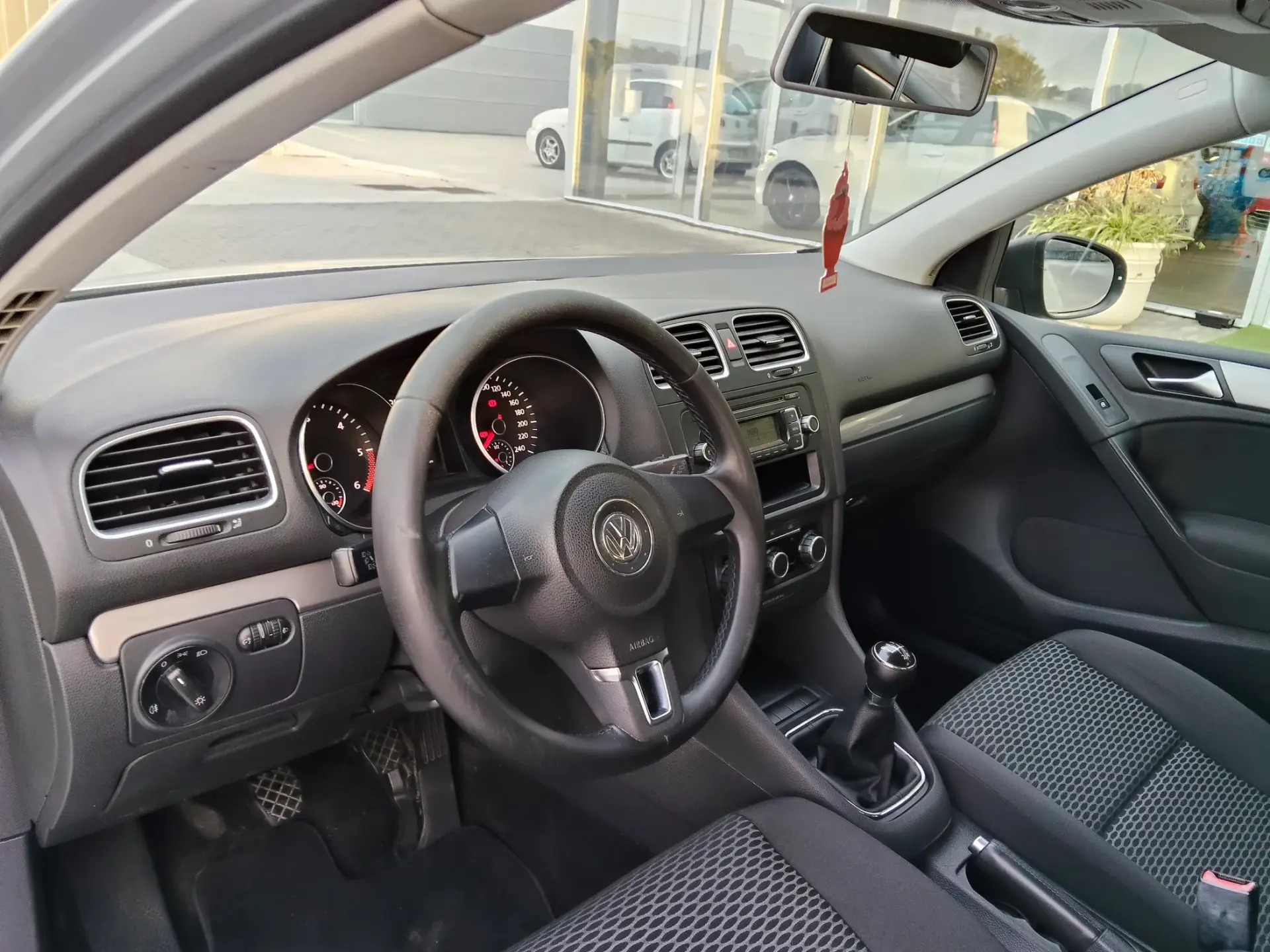Volkswagen Golf 1.6 TDi Trendline 14