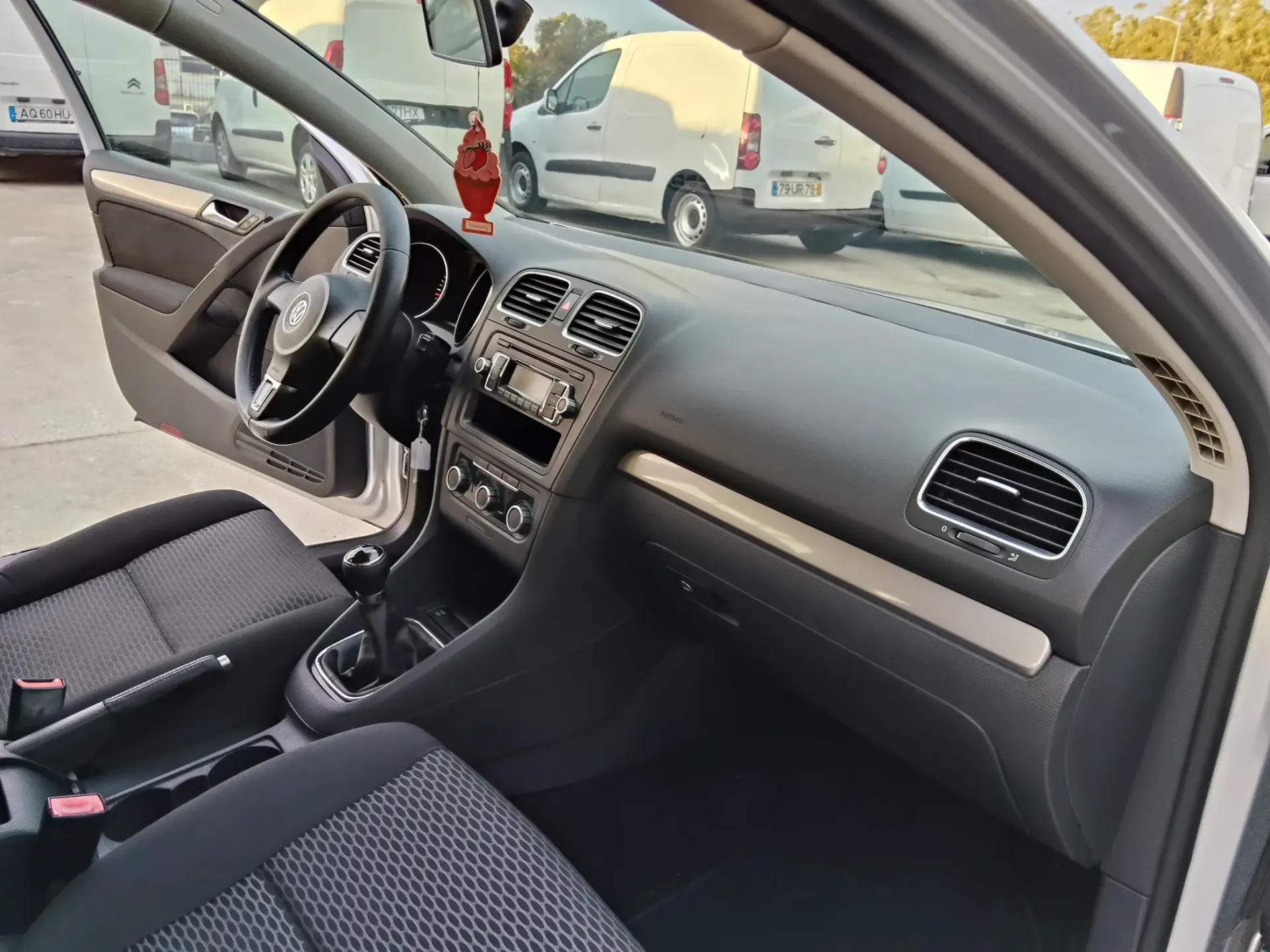 Volkswagen Golf 1.6 TDi Trendline 19