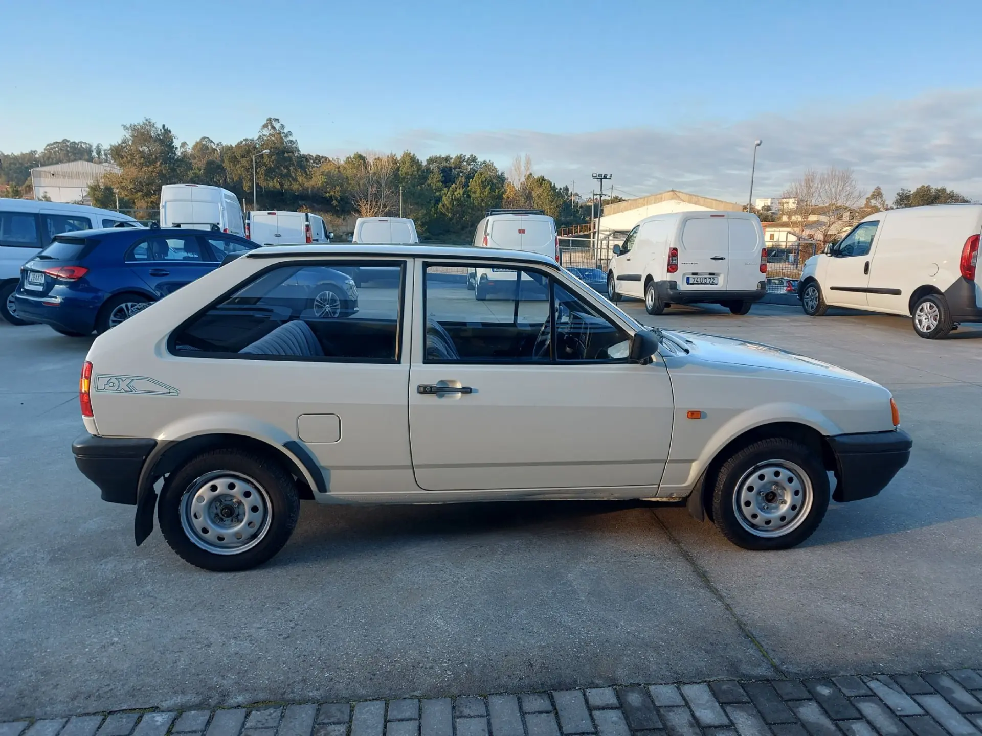 Volkswagen Polo 1.0 Fox 11