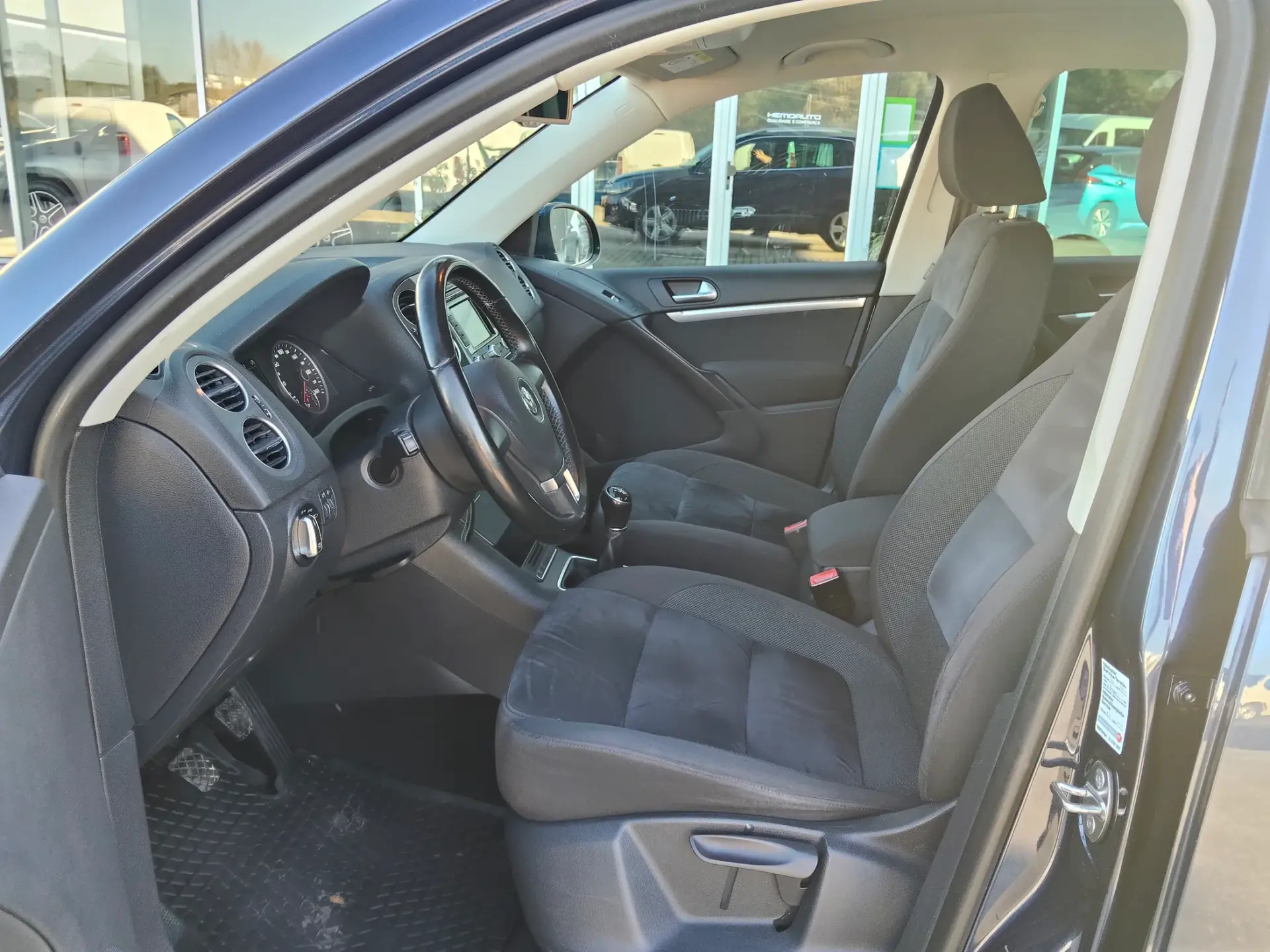 Volkswagen Tiguan 1.4 TSi Sport BlueMotion 11