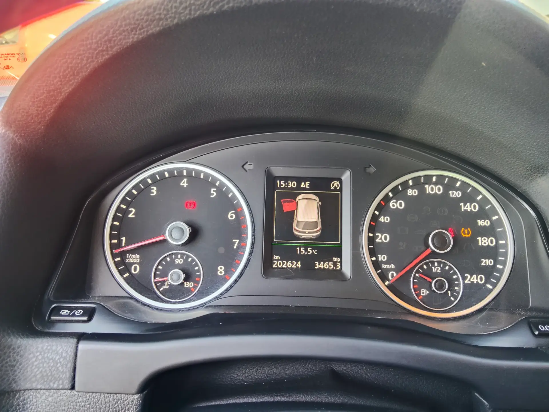 Volkswagen Tiguan 1.4 TSi Sport BlueMotion 29