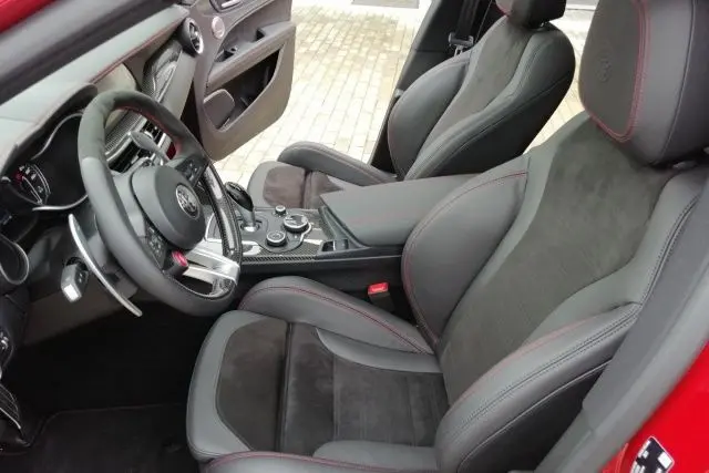 Alfa Romeo Stelvio Quadrifoglio Q4 2.9 510cv 40