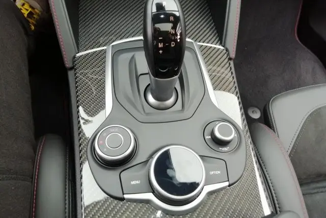 Alfa Romeo Stelvio Quadrifoglio Q4 2.9 510cv 44