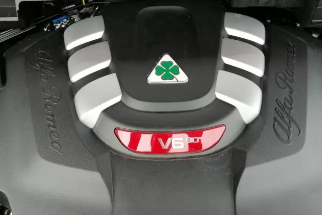 Alfa Romeo Stelvio Quadrifoglio Q4 2.9 510cv 55