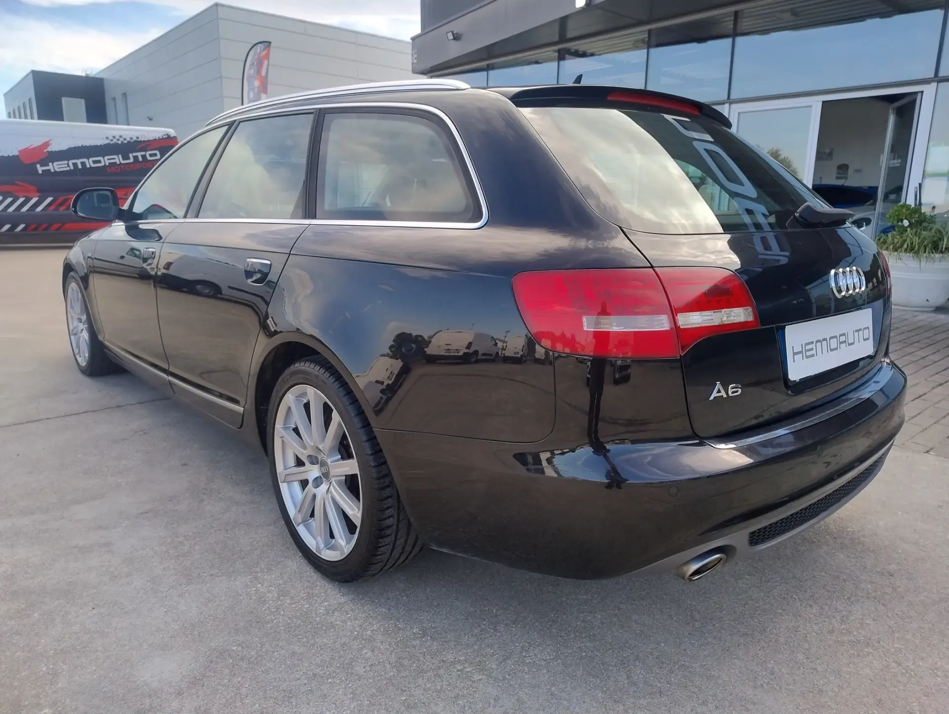 Audi A6 Avant 2.0 TDi S-line 9