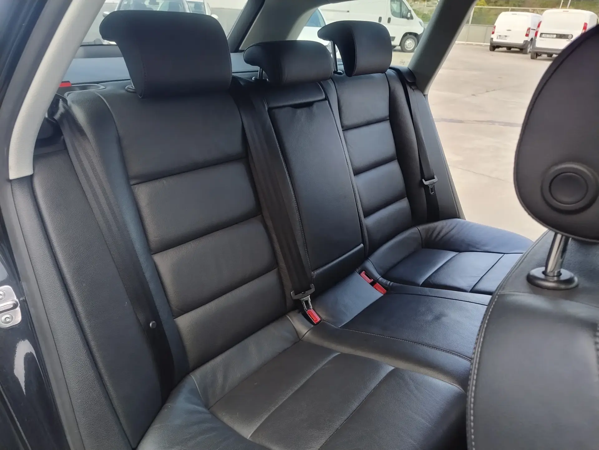 Audi A6 Avant 2.0 TDi S-line 22