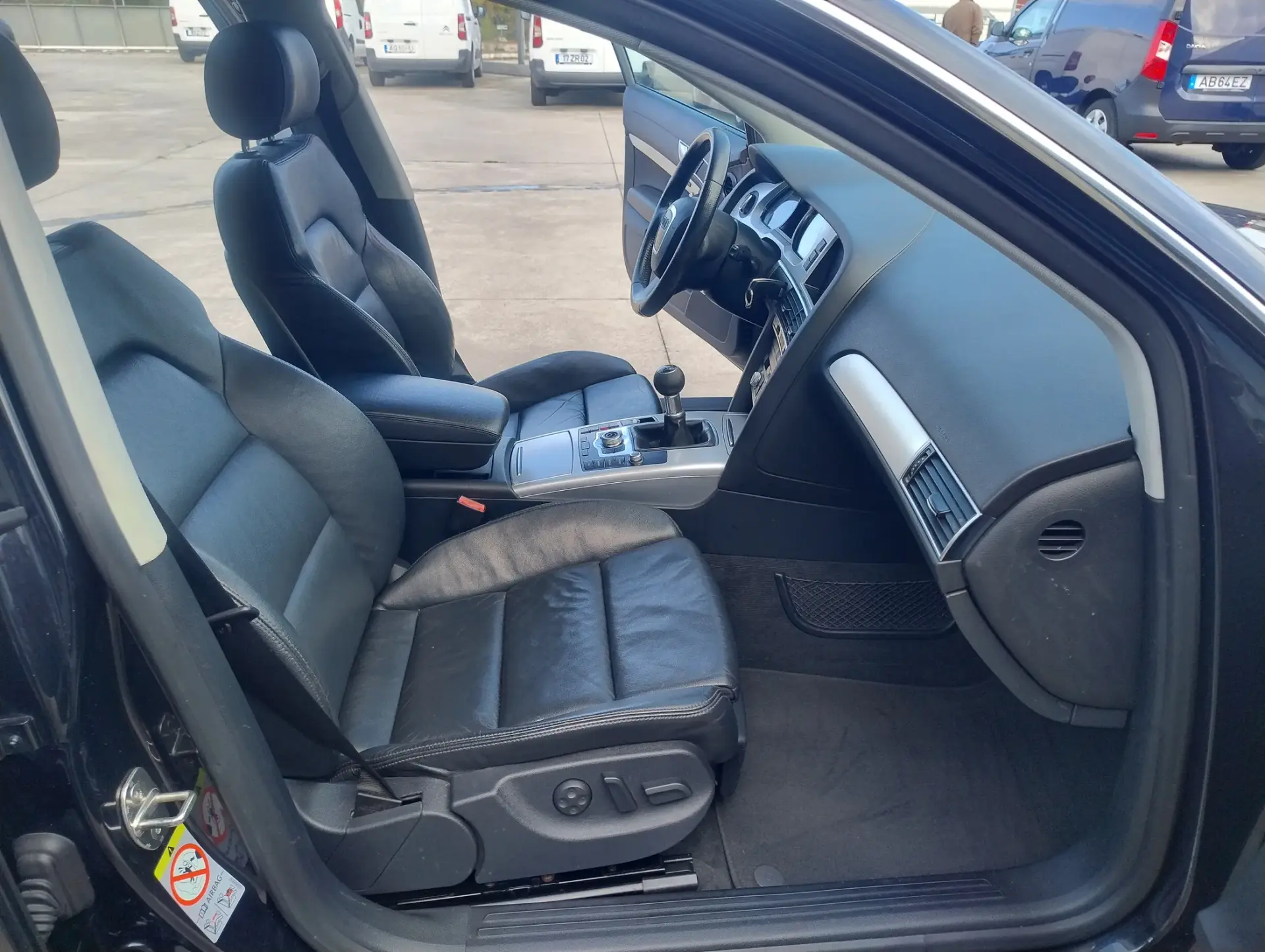 Audi A6 Avant 2.0 TDi S-line 23