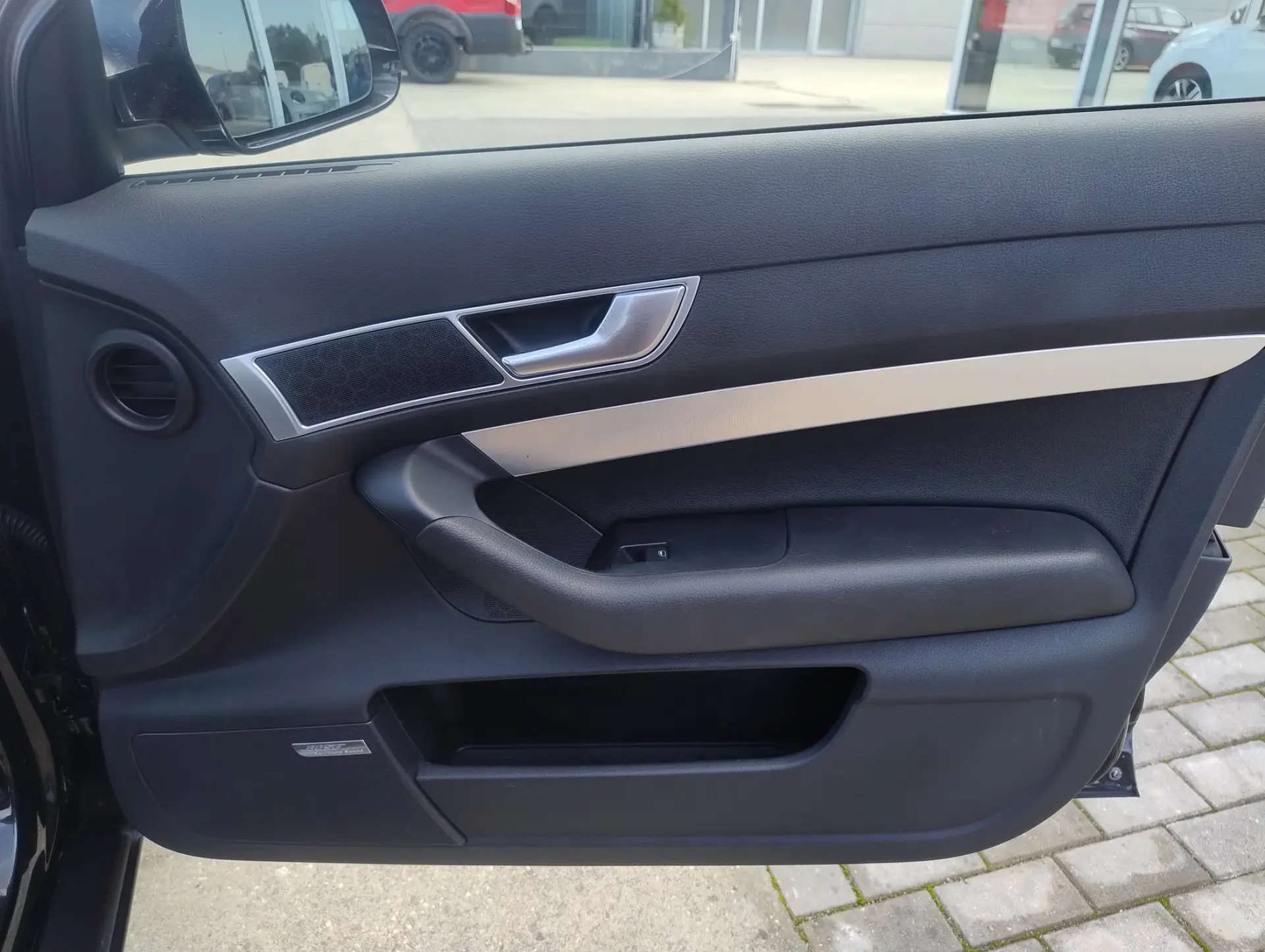 Audi A6 Avant 2.0 TDi S-line 25