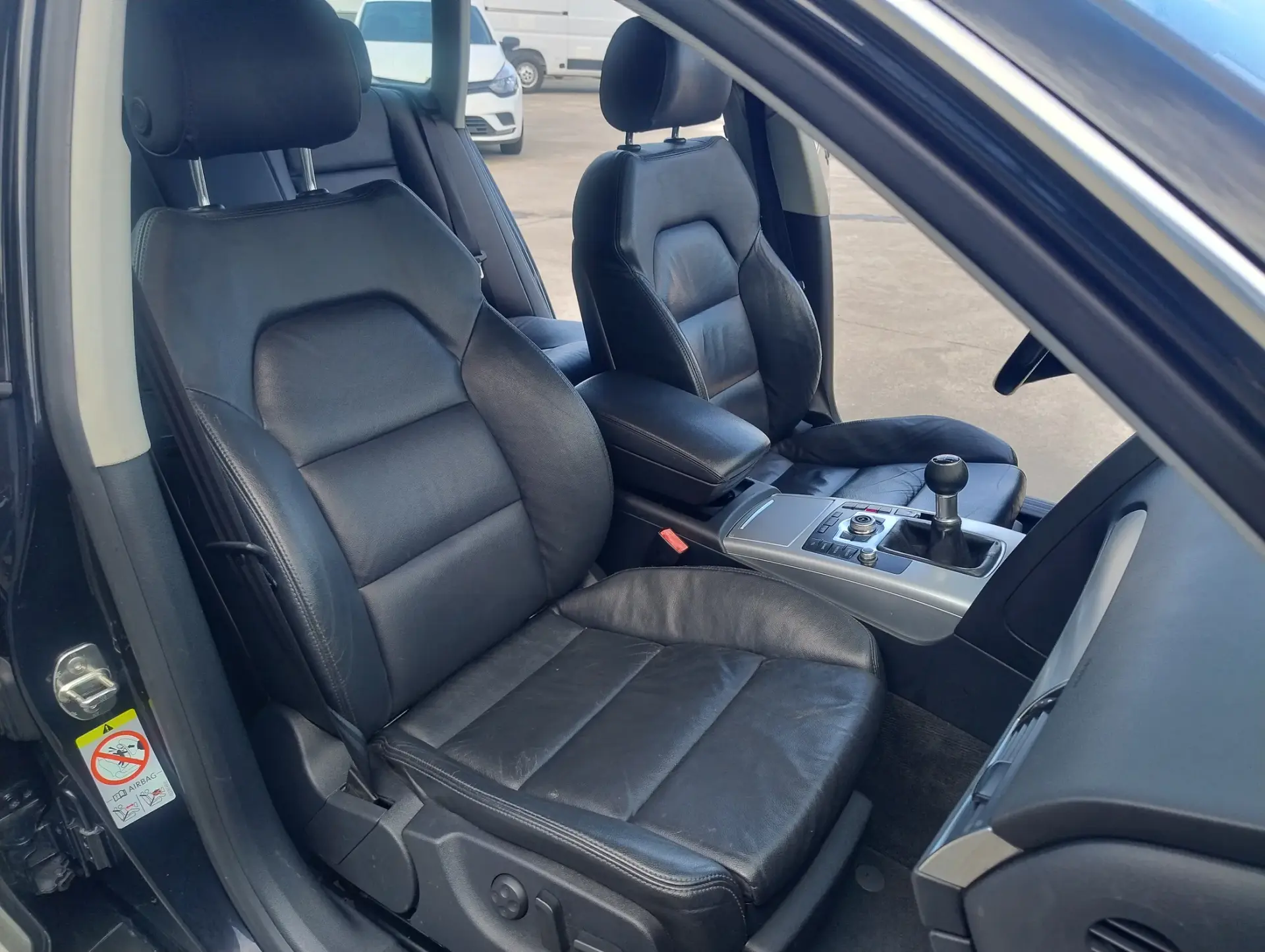 Audi A6 Avant 2.0 TDi S-line 28