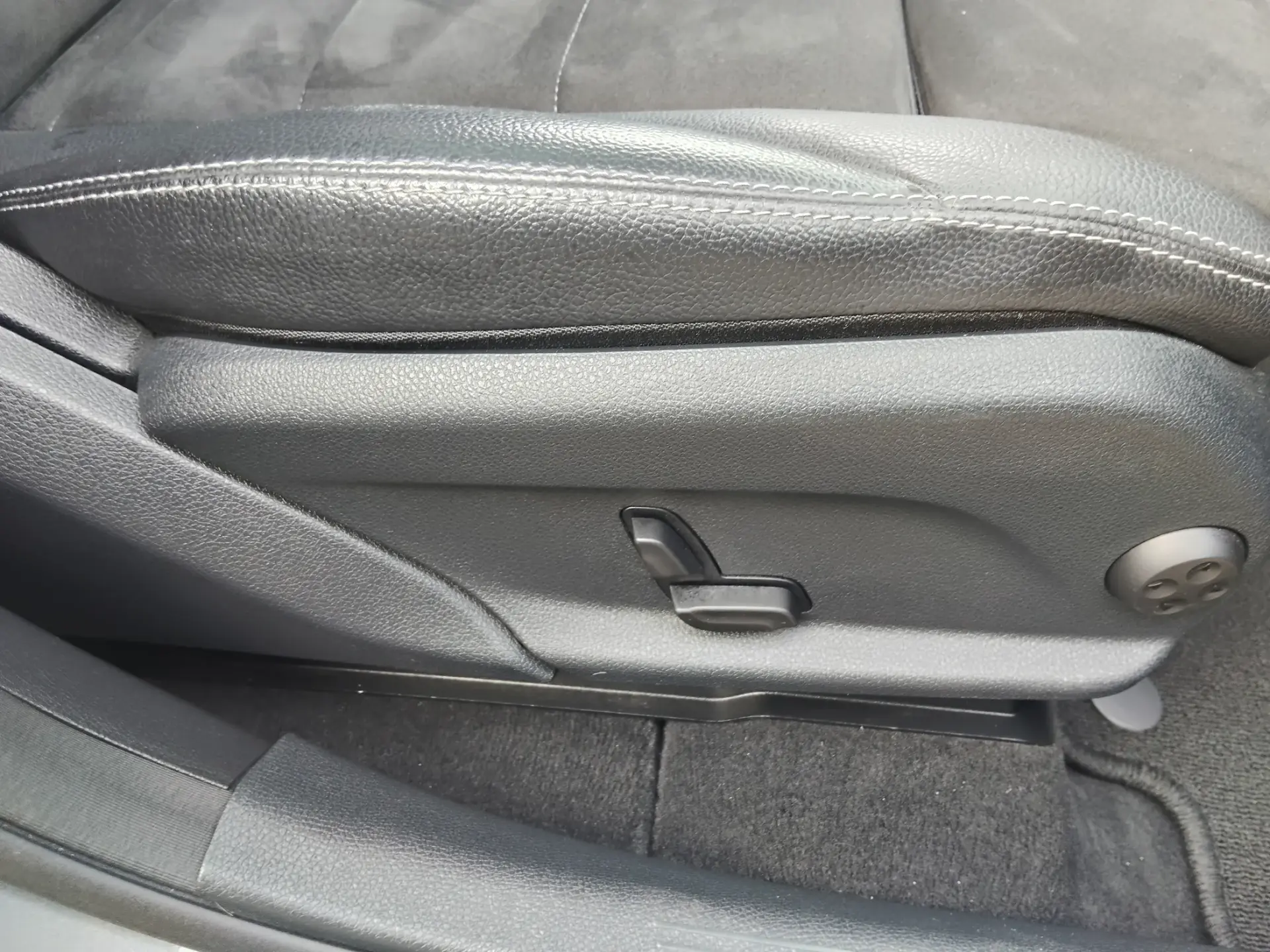 Mercedes-Benz GLC 250 d AMG Line 4-Matic 26