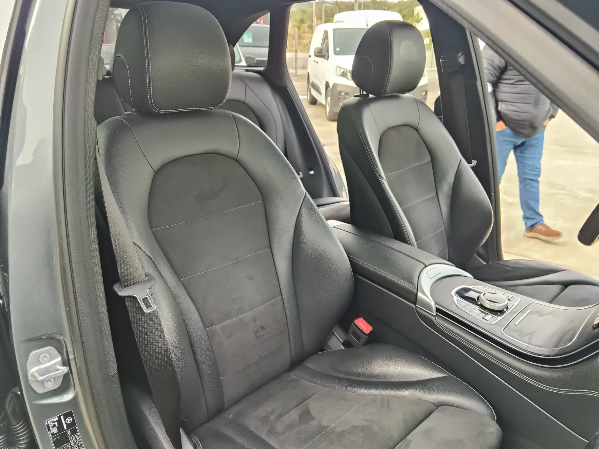 Mercedes-Benz GLC 250 d AMG Line 4-Matic 27