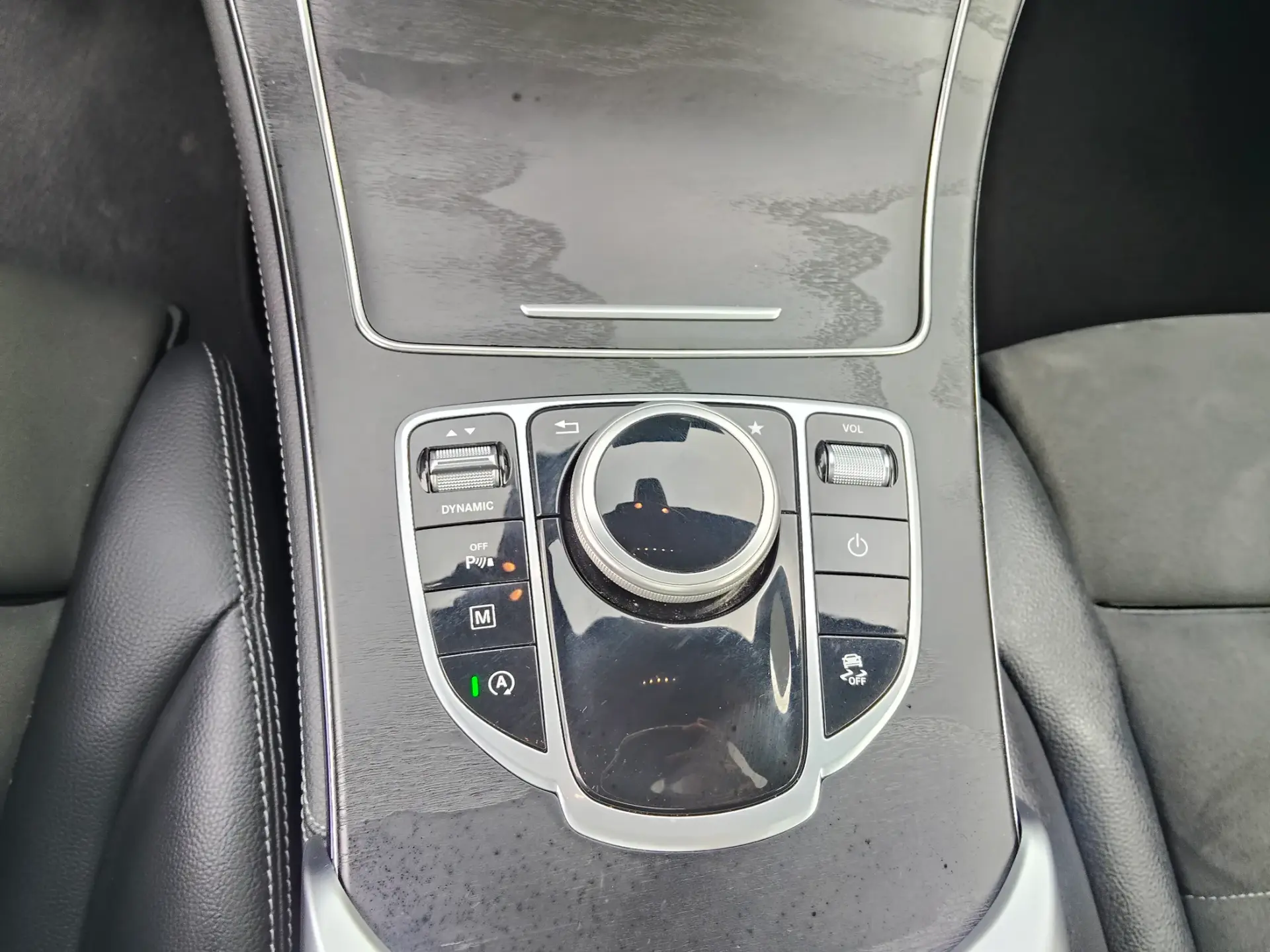 Mercedes-Benz GLC 250 d AMG Line 4-Matic 31