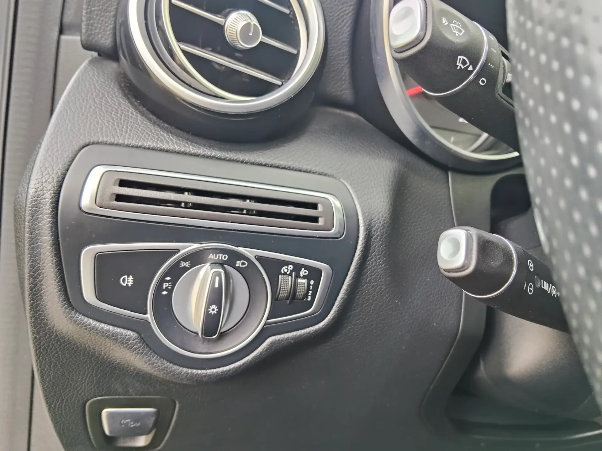 Mercedes-Benz GLC 250 d AMG Line 4-Matic 39