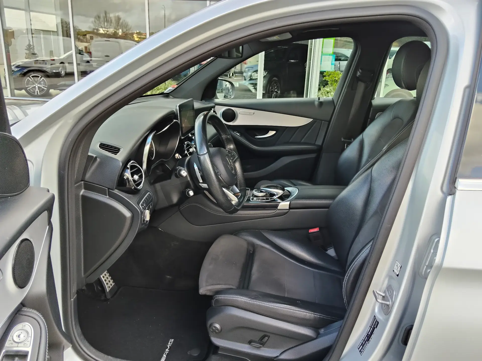 Mercedes-Benz GLC 250 d AMG Line 4-Matic 11