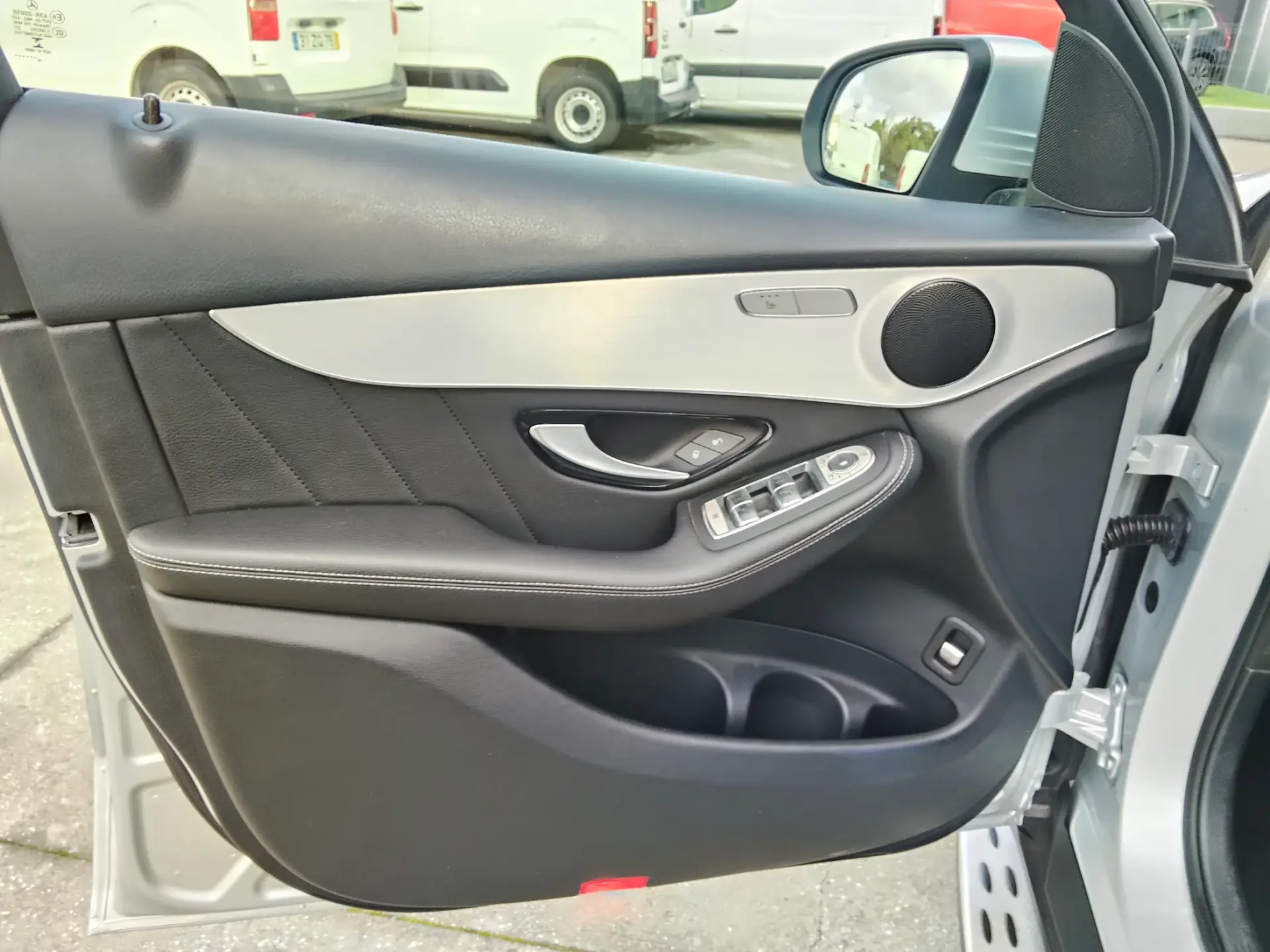 Mercedes-Benz GLC 250 d AMG Line 4-Matic 12