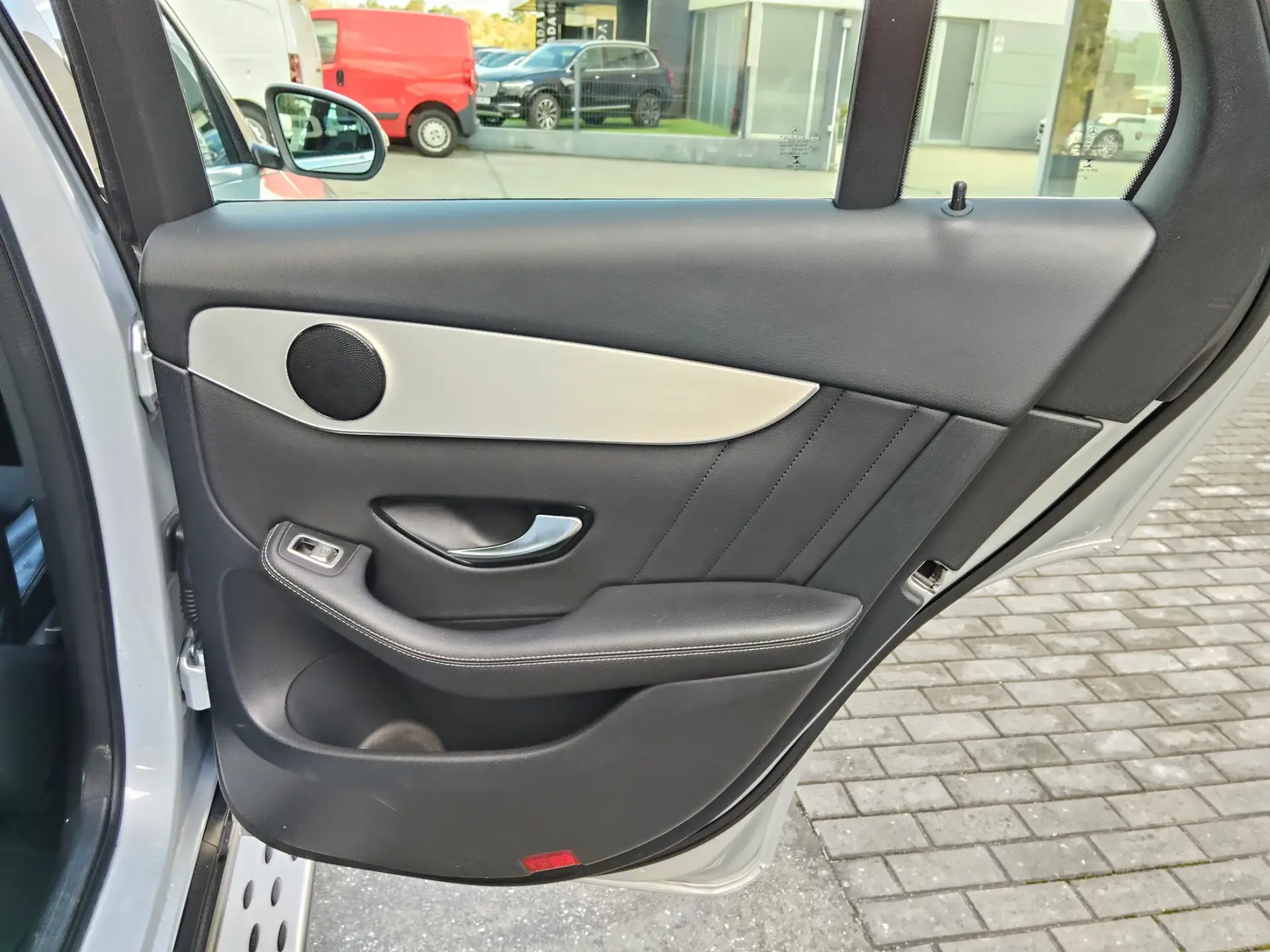 Mercedes-Benz GLC 250 d AMG Line 4-Matic 18