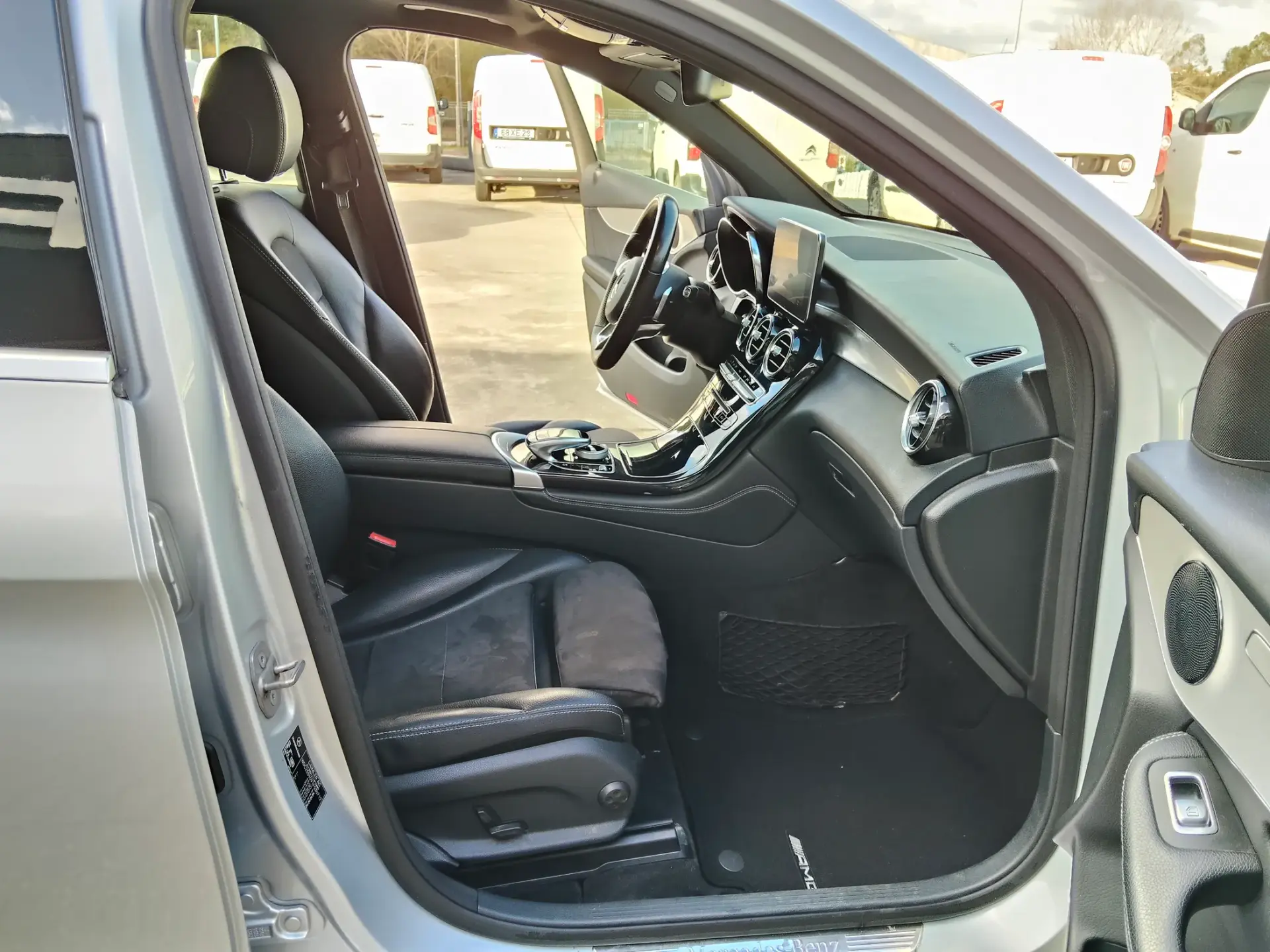 Mercedes-Benz GLC 250 d AMG Line 4-Matic 19