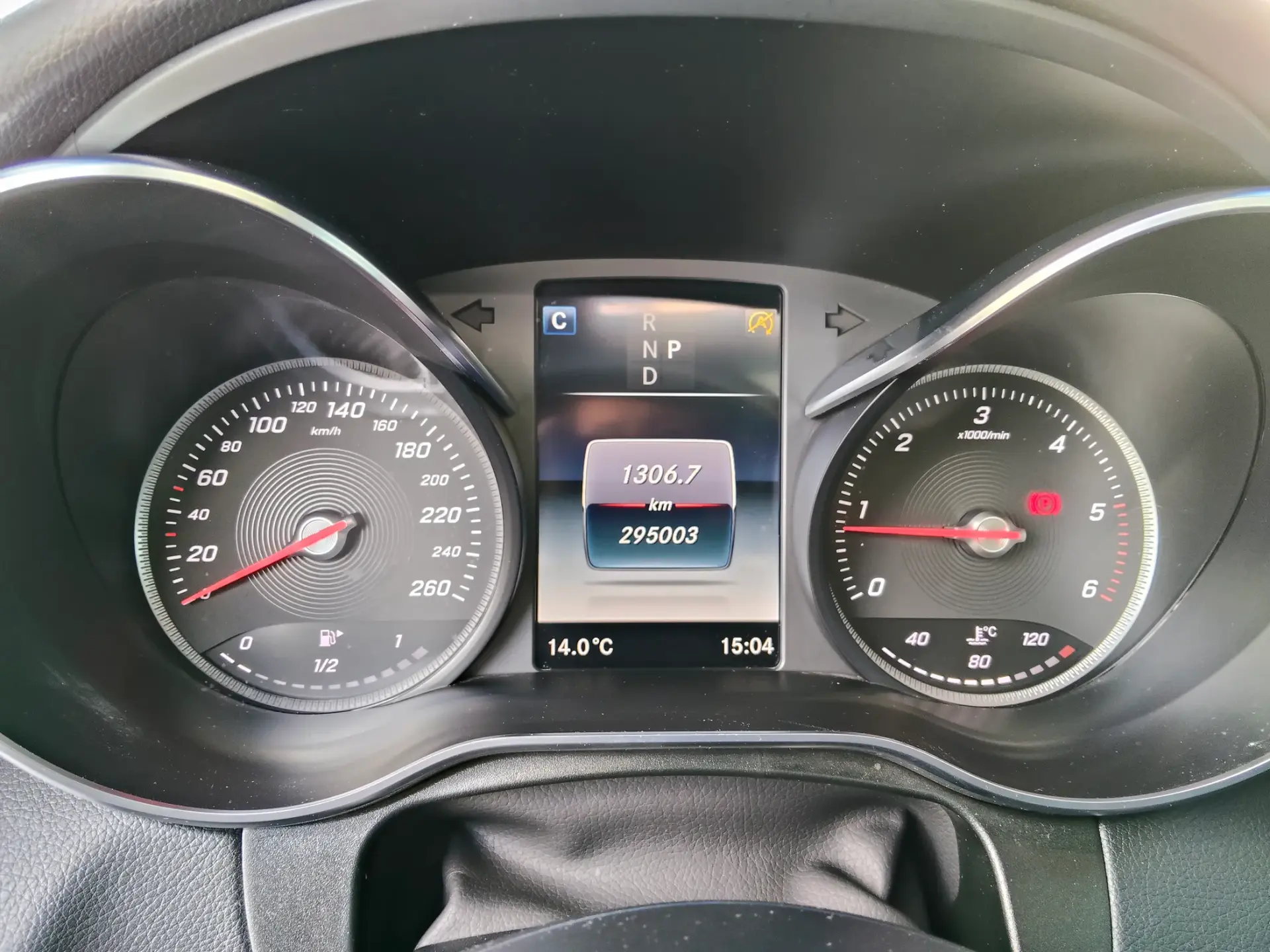 Mercedes-Benz GLC 250 d AMG Line 4-Matic 36