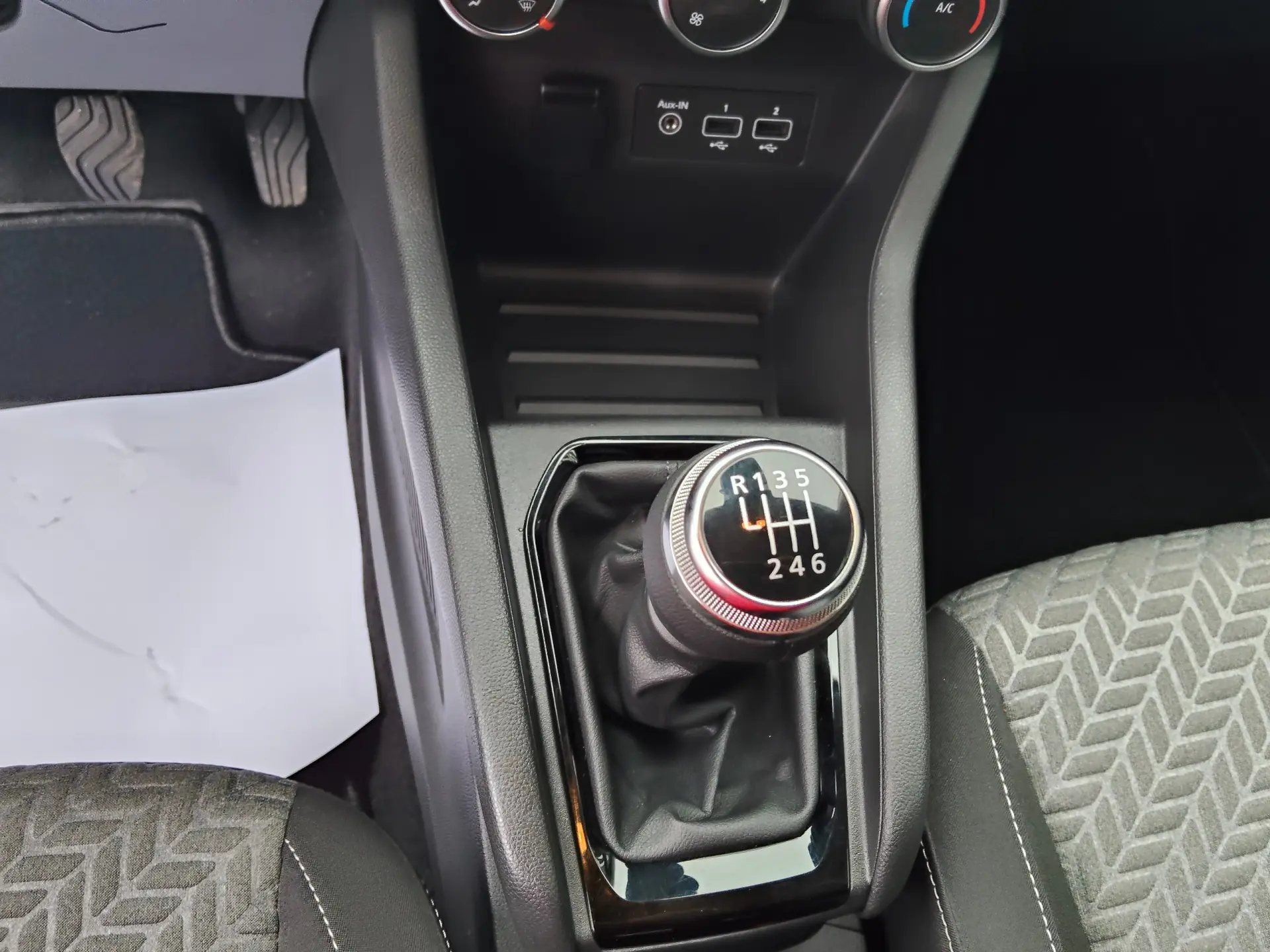 Renault Clio 1.0 TCe Evolution Bi-Fuel 25