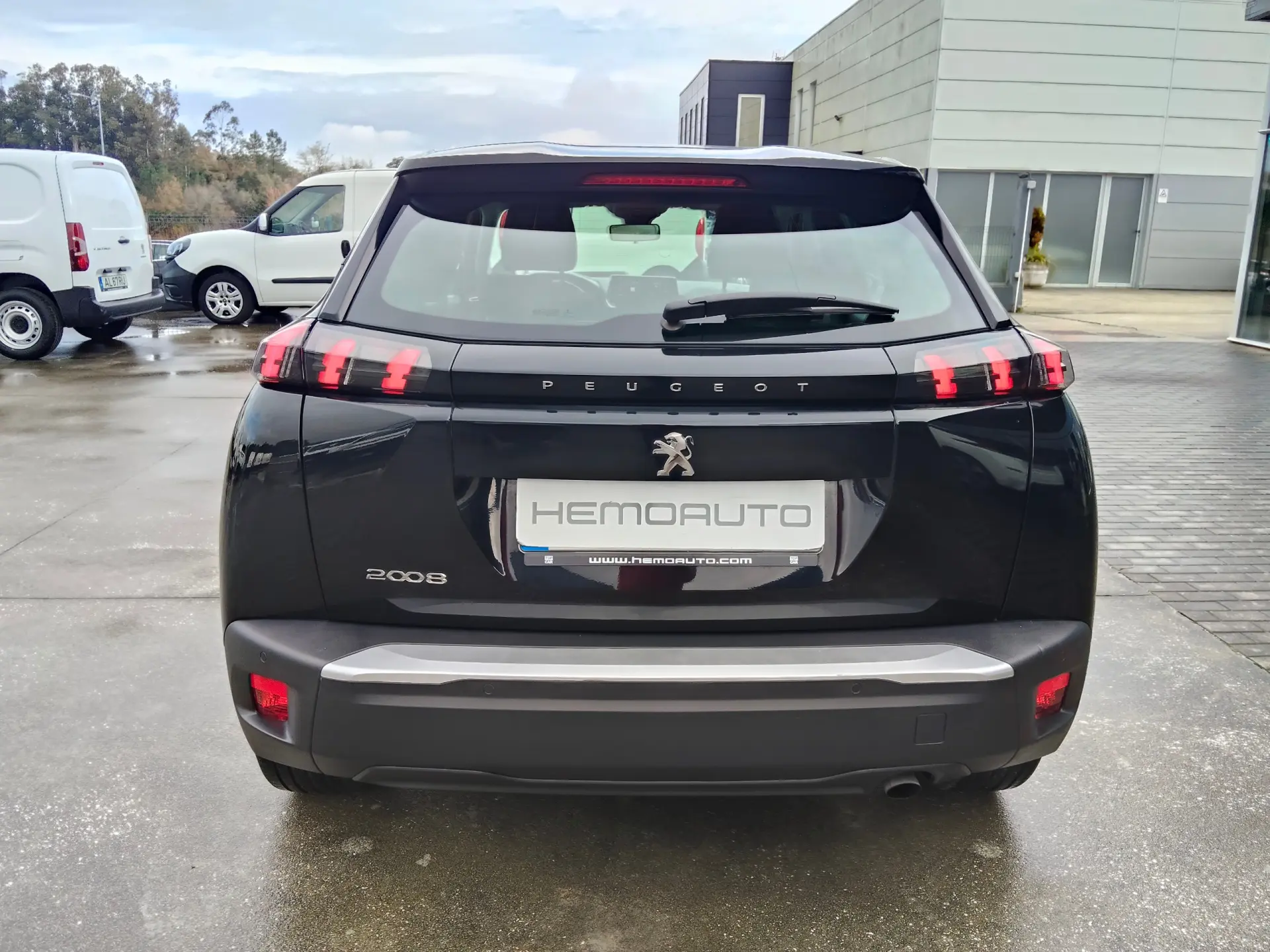 Peugeot 2008 1.2 PureTech Style 11