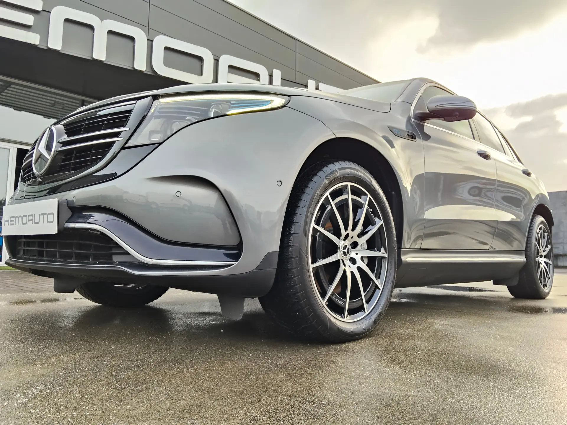 Mercedes-Benz EQC 400 4Matic AMG Line 15
