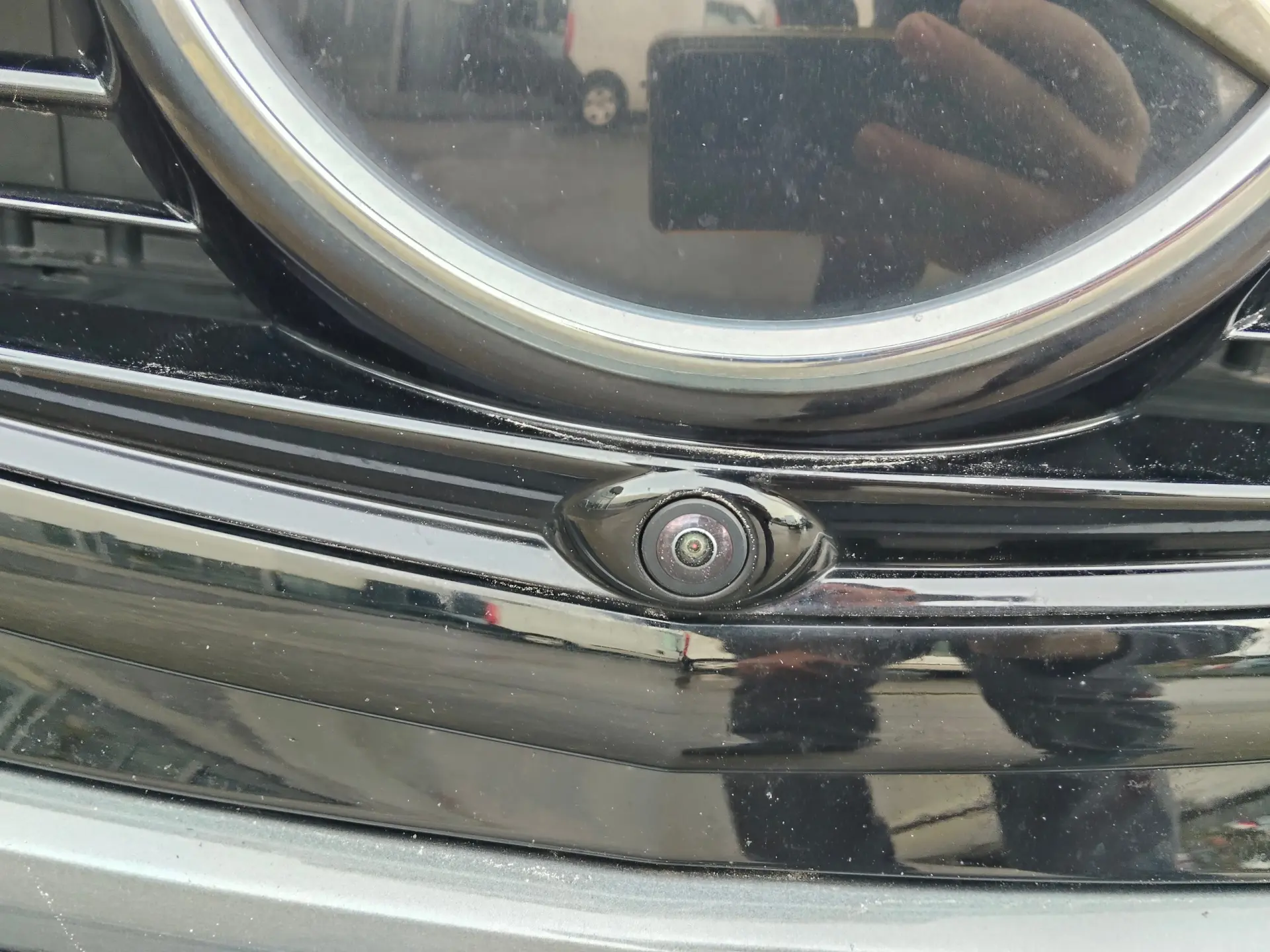 Mercedes-Benz EQC 400 4Matic AMG Line 14