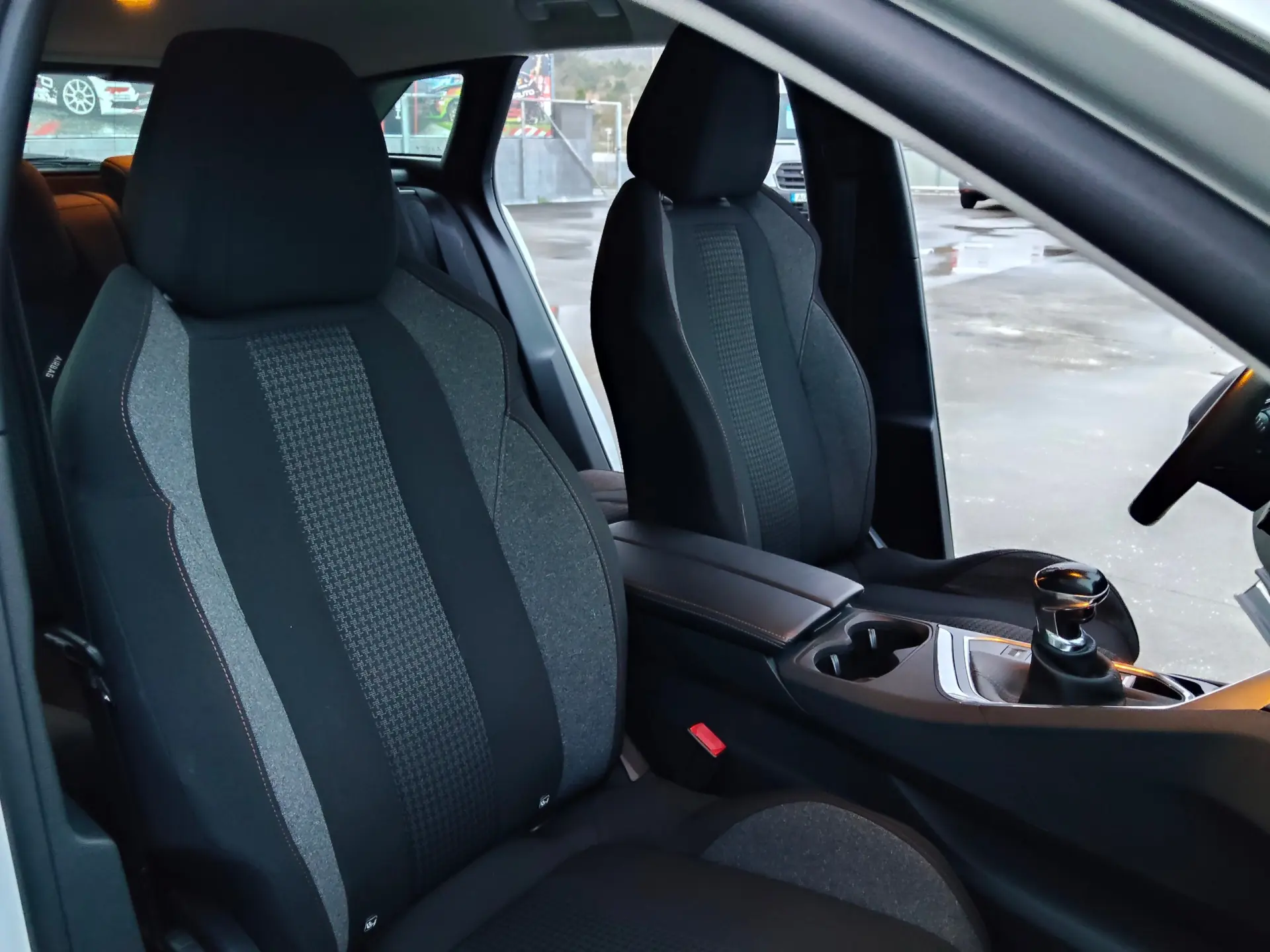 Peugeot 3008 1.5 BlueHDi Active Pack 22