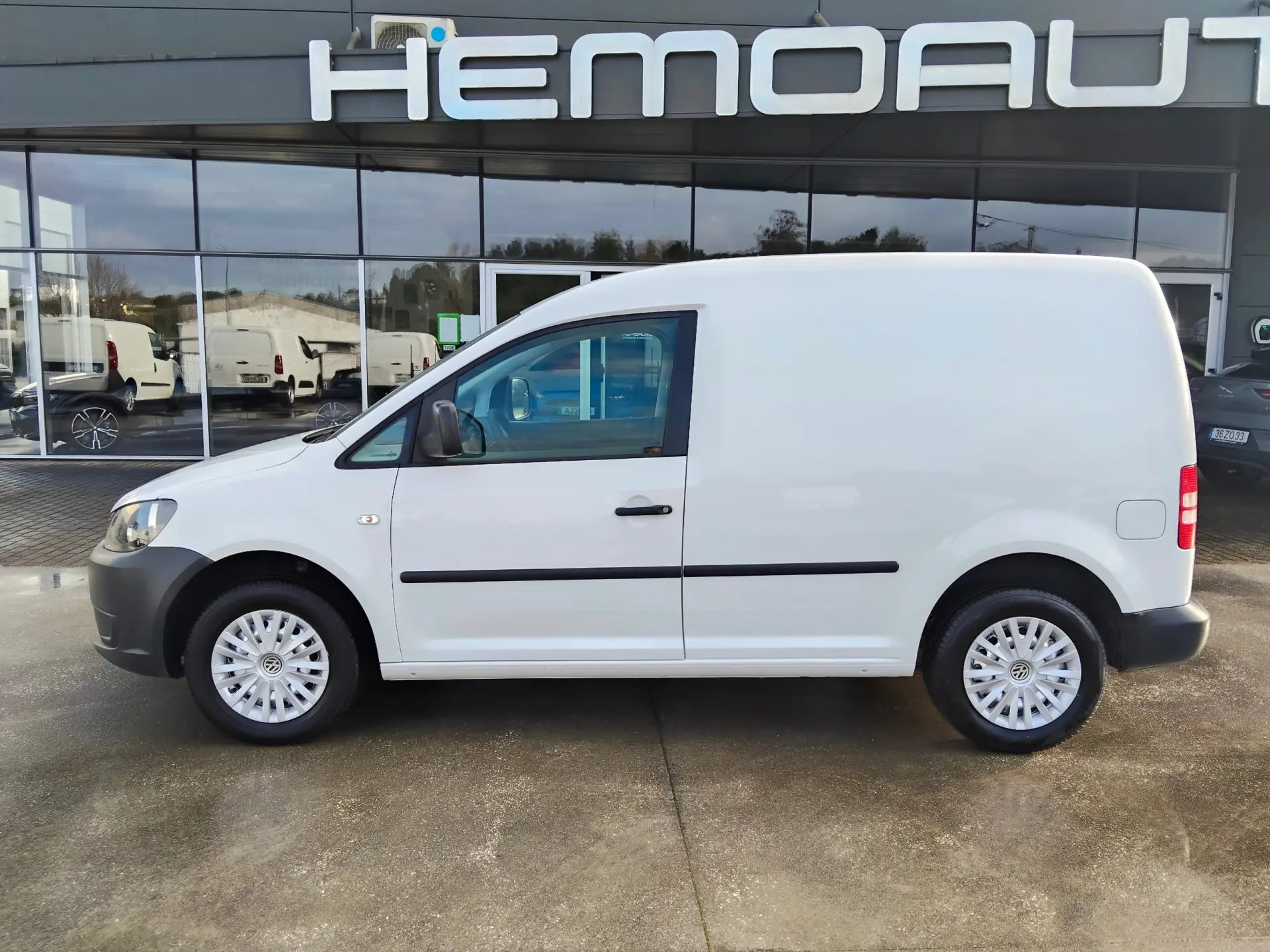 Volkswagen Caddy 1.6 TDI BlueMotion 8