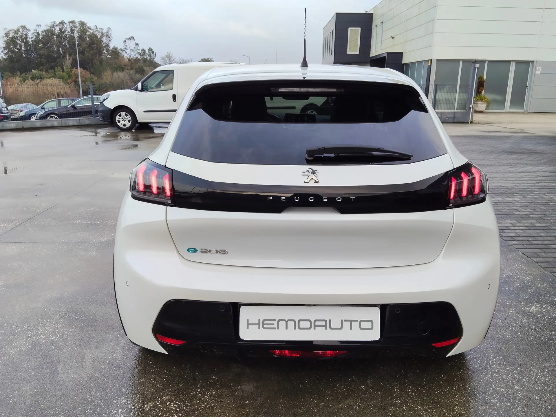 Peugeot e-208 50 kWh Allure Pack 7