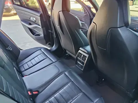 BMW 330 e Pack Desportivo M Pro Auto 24