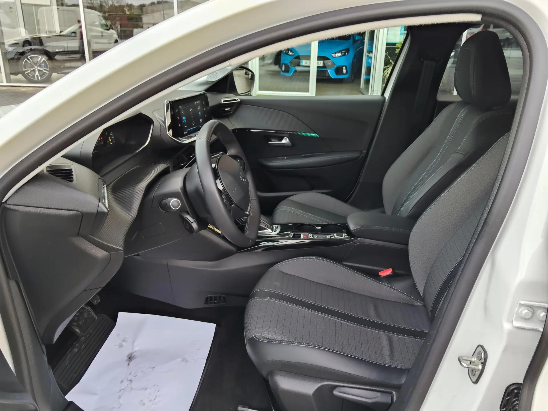 Peugeot e-208 50 kWh Allure Pack 10