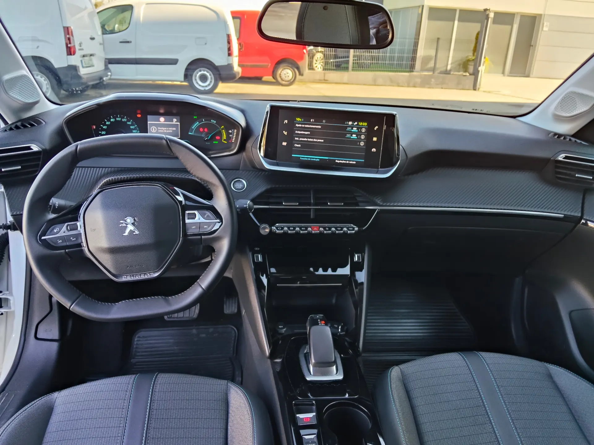 Peugeot e-208 50 kWh Allure Pack 22