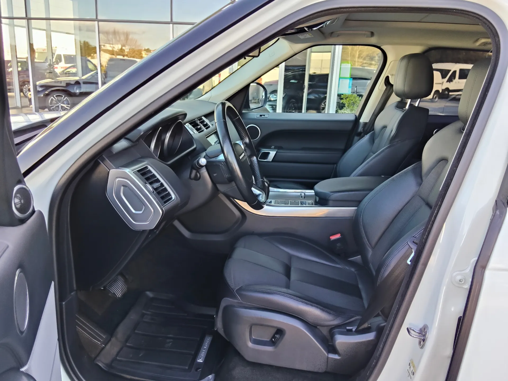 Land Rover Range Rover Sport 2.0 SD4 HSE 16