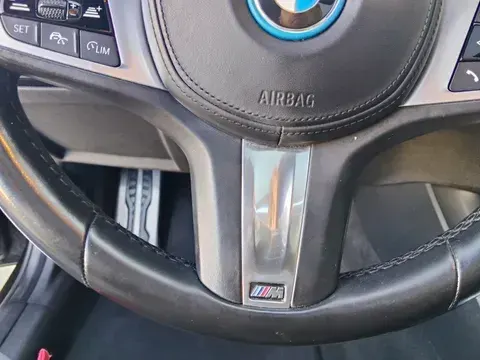 BMW 330 e Pack Desportivo M Pro Auto 37