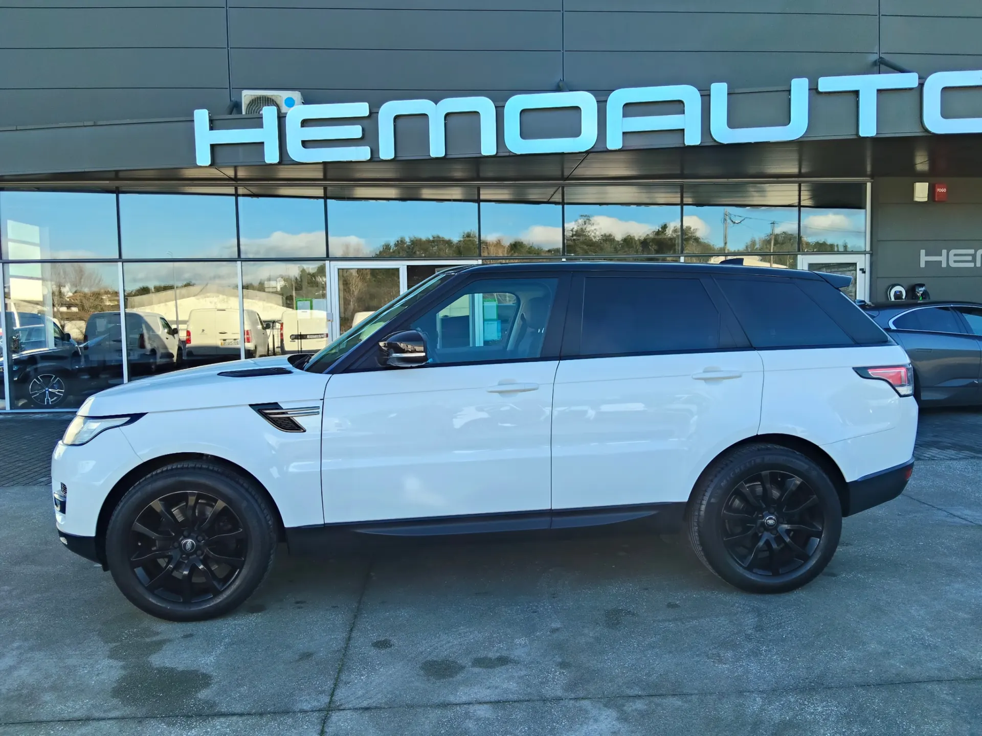 Land Rover Range Rover Sport 2.0 SD4 HSE 10