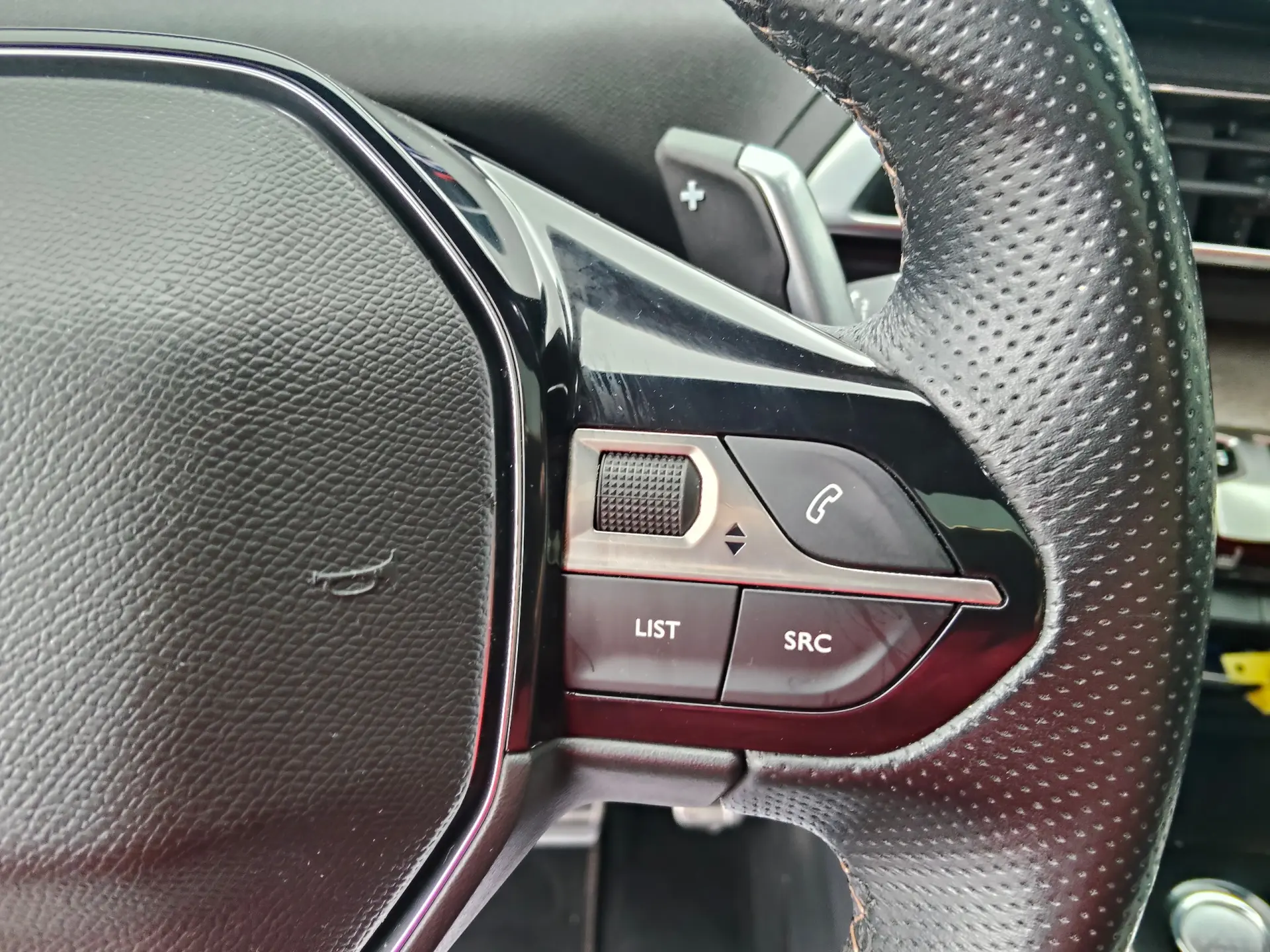 Peugeot 3008 1.5 BlueHDi GT Line J19 EAT8 35