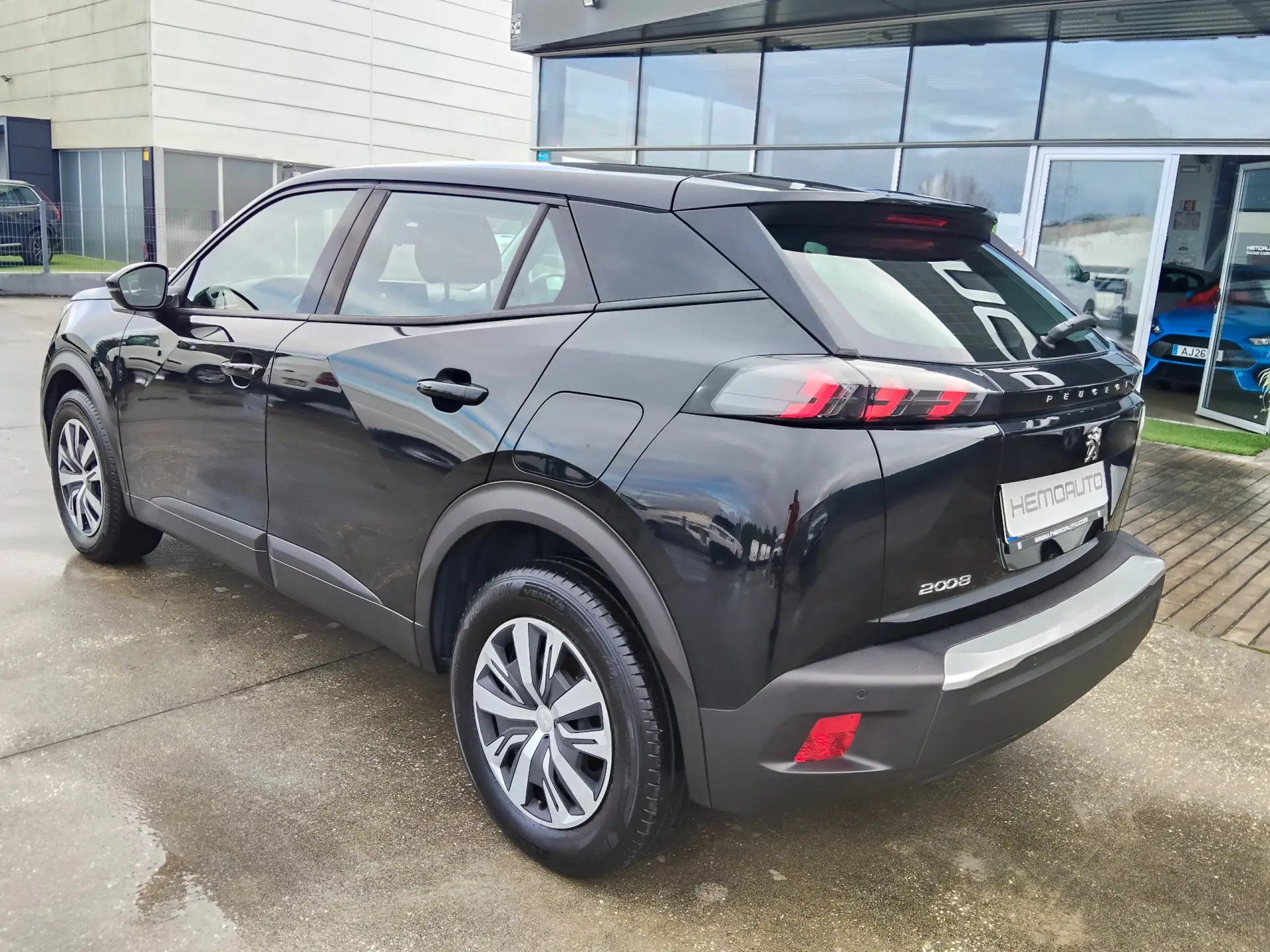 Peugeot 2008 1.2 PureTech Style 10